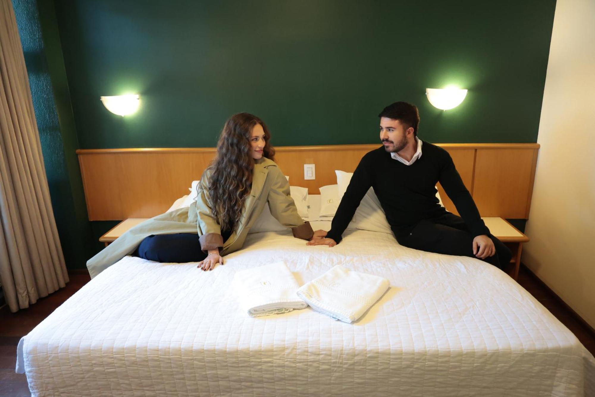 Luxury Double Room,1697922046:JPEG