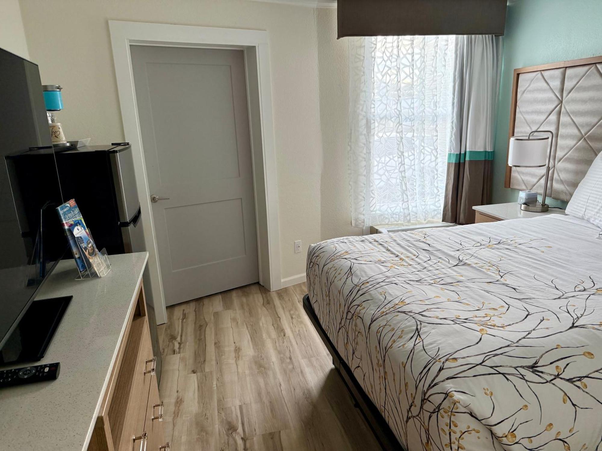Queen Room Disability Access
