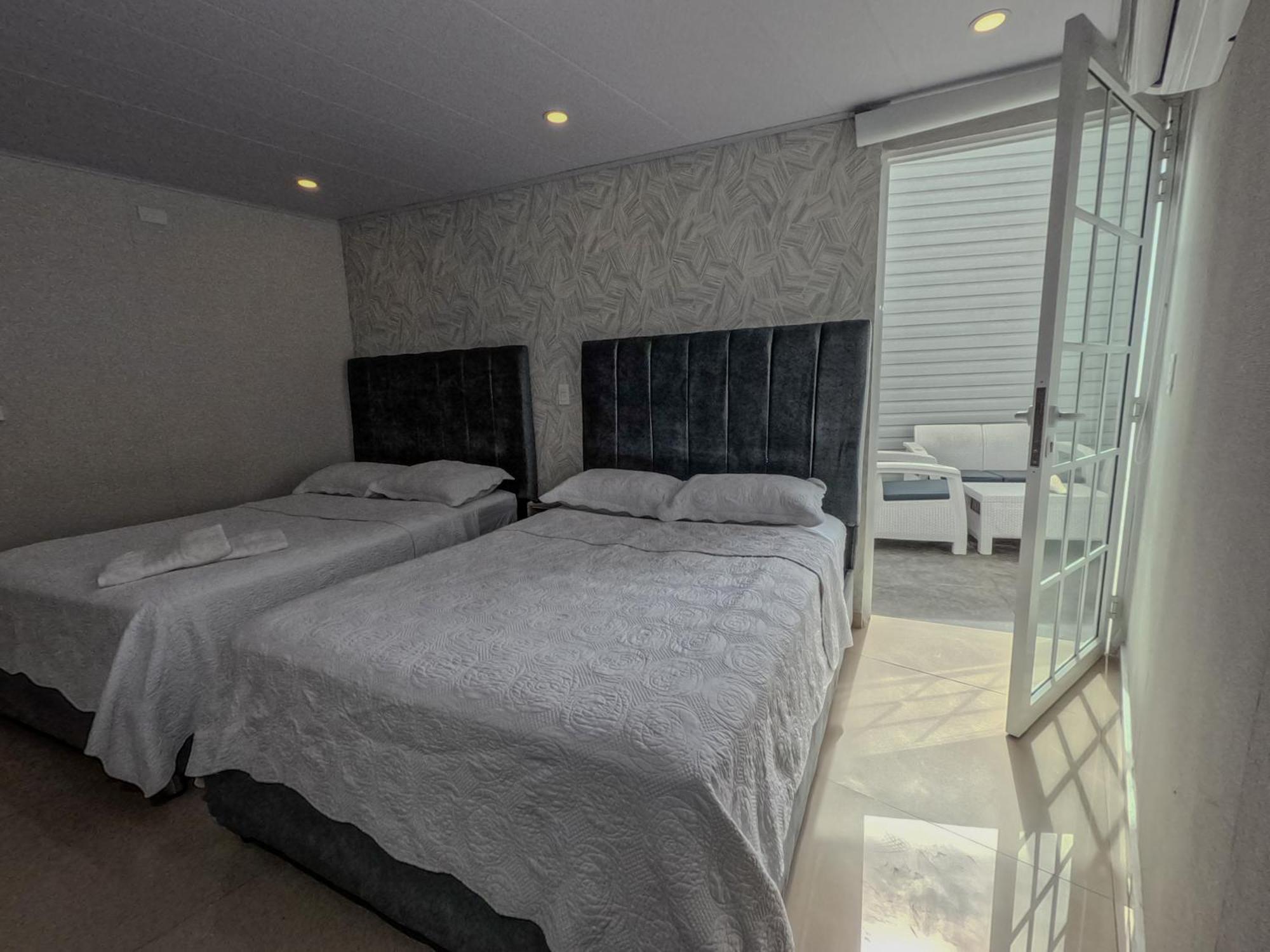 Quadruple Room Private Bathroom