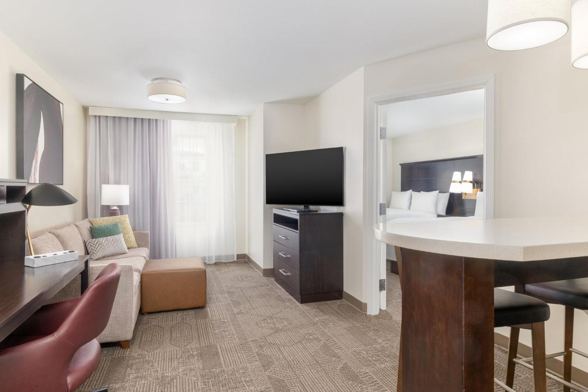 One-Bedroom Queen Suite with Two Queen Beds,1704974151:JPEG