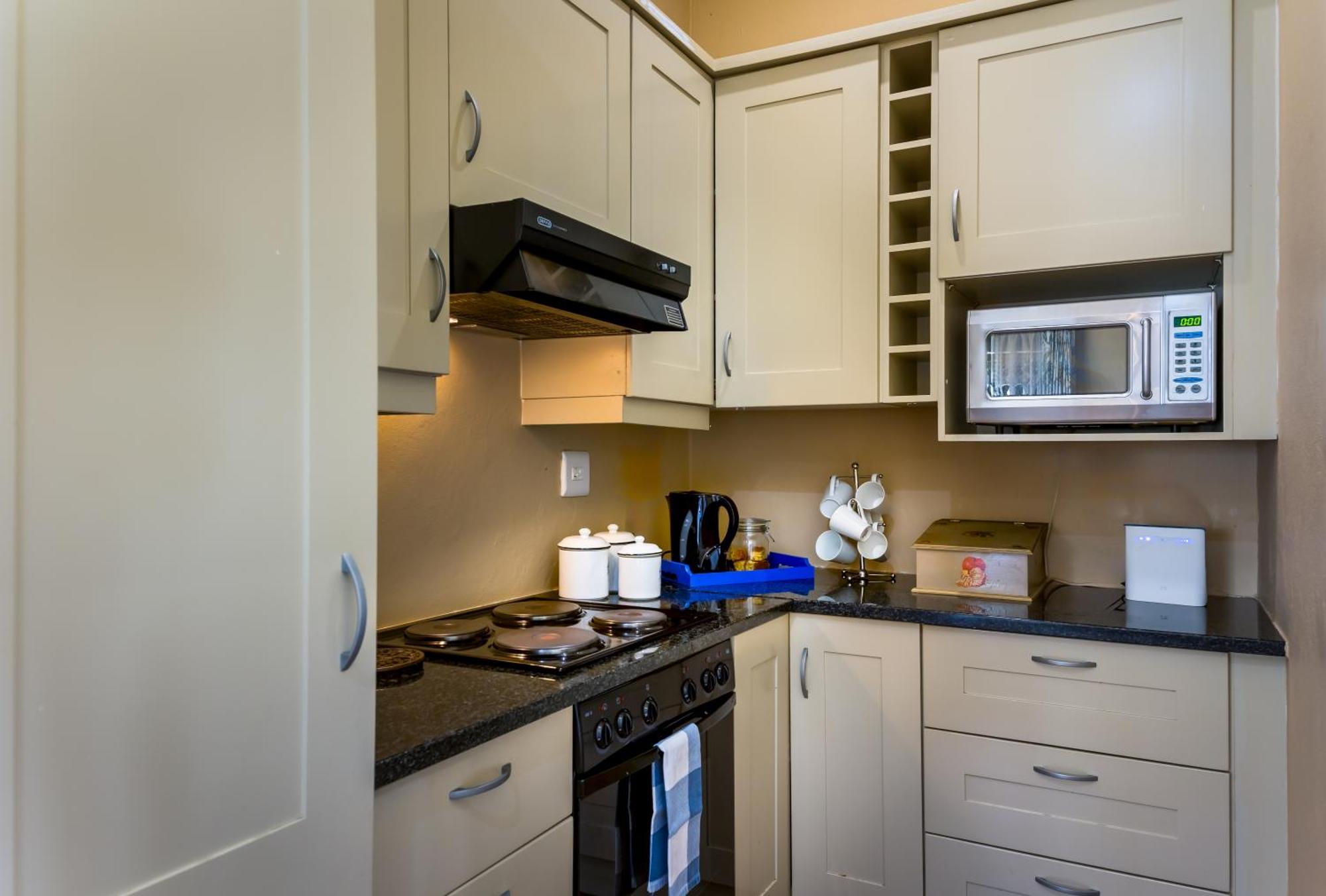 Two-Bedroom Suite 294 Van Riebeeck Street