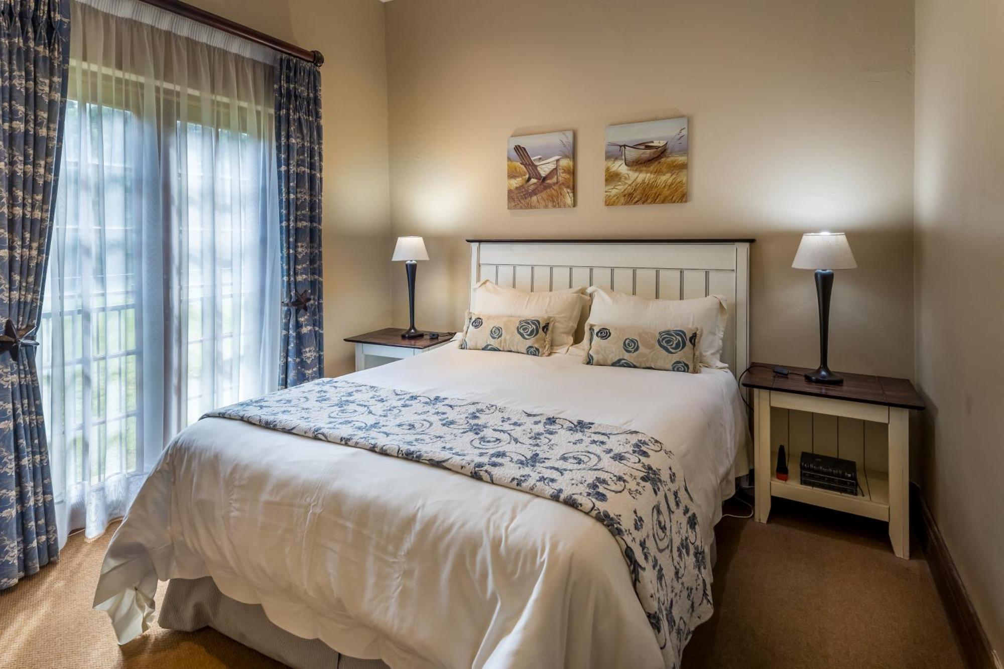 Two-Bedroom Suite 294 Van Riebeeck Street