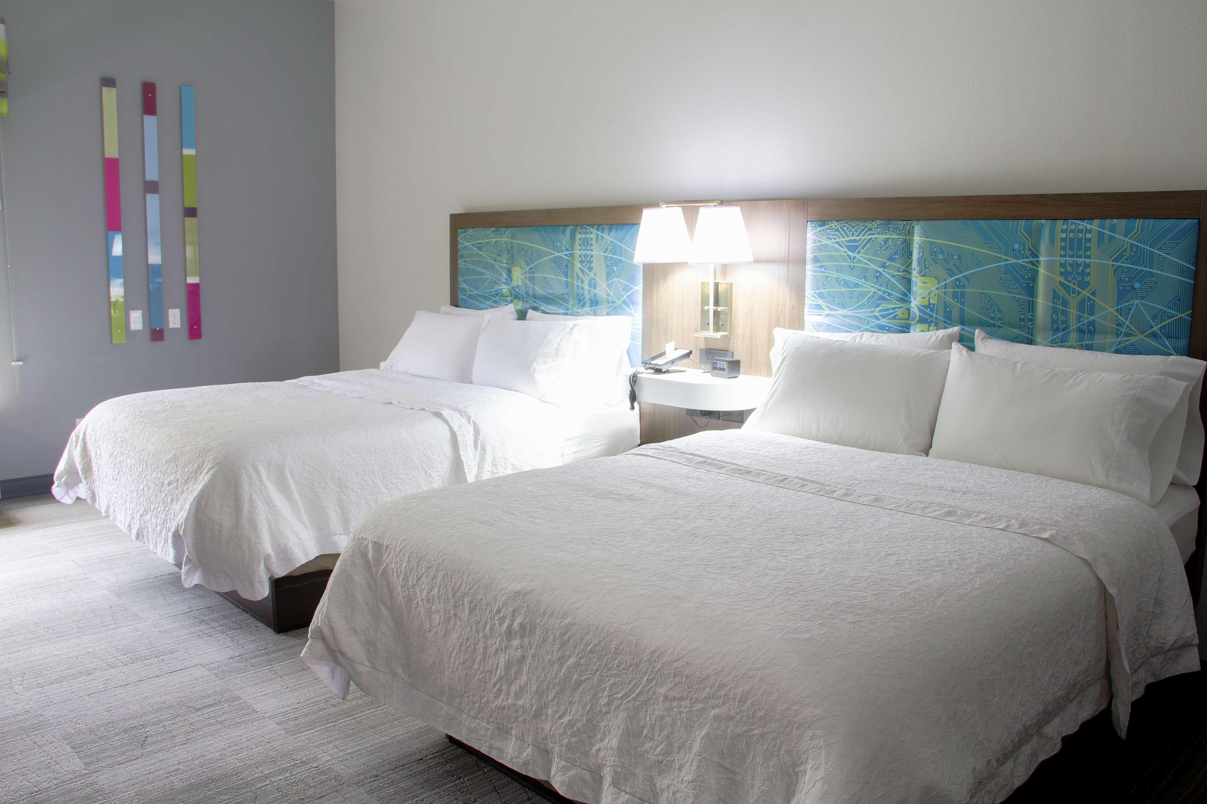 Queen Room Two Queen Beds Non-Smoking