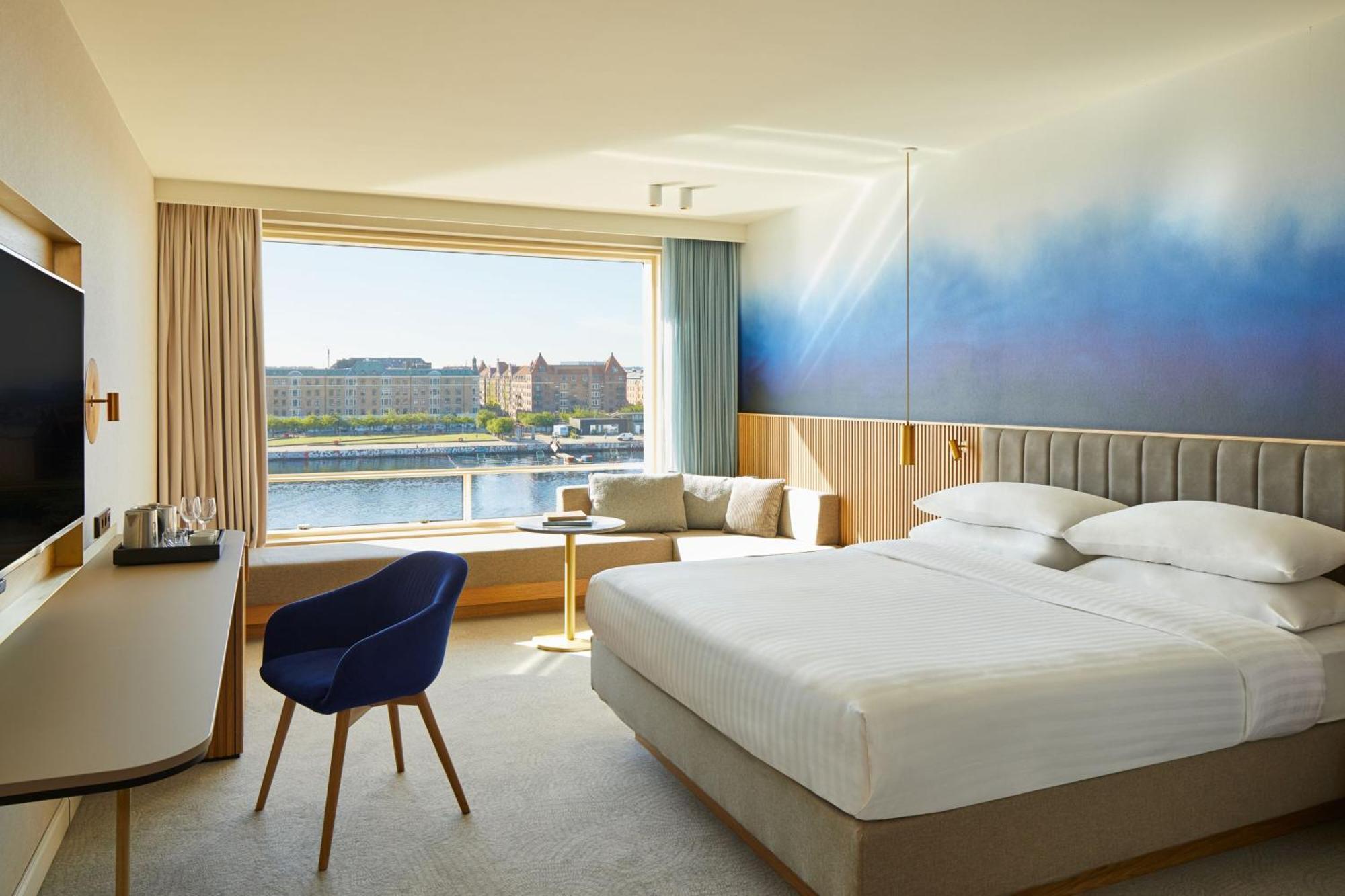 Executive Room Lounge Access