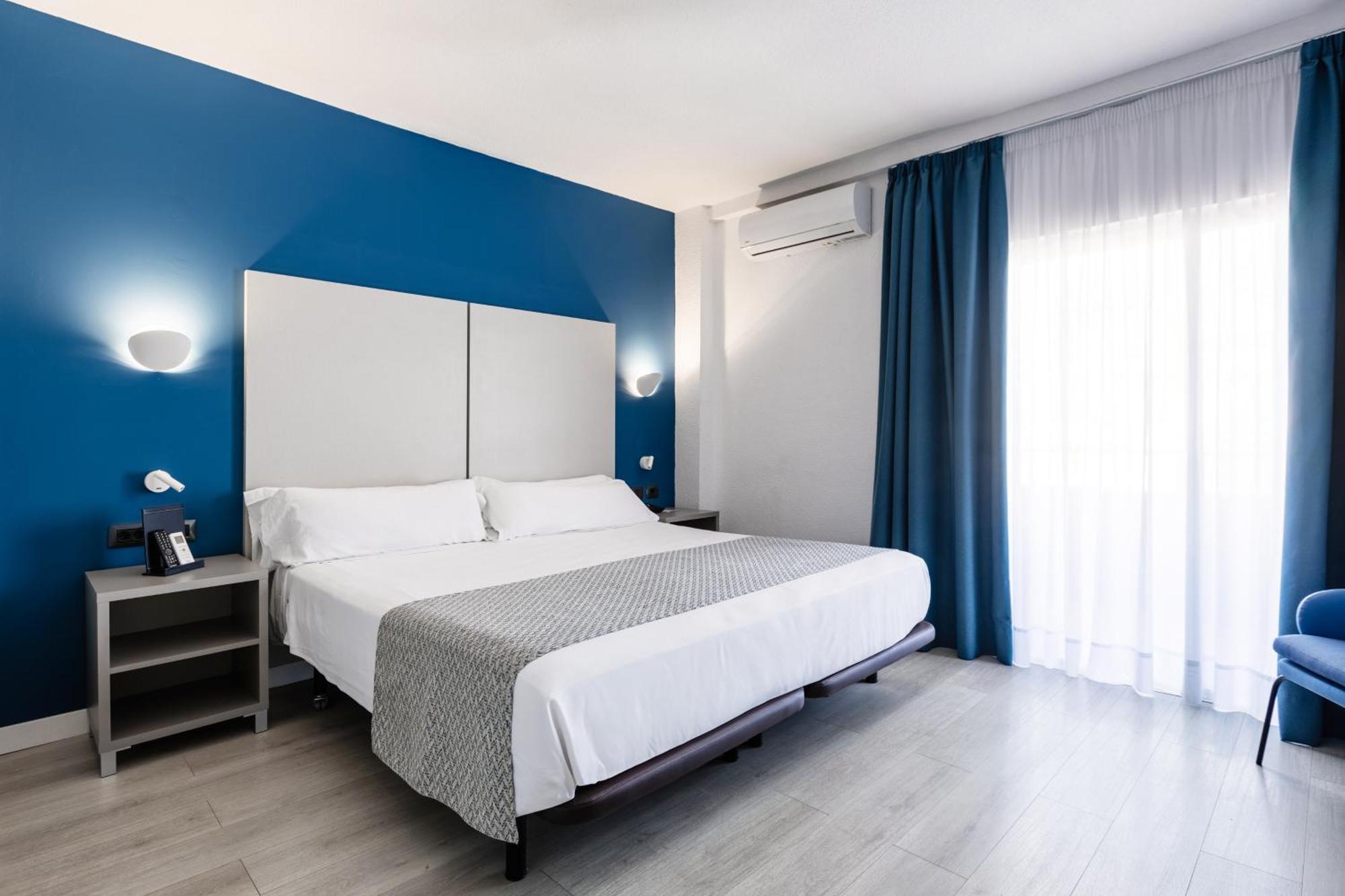 Premium Double or Twin Room,1710517342:JPEG