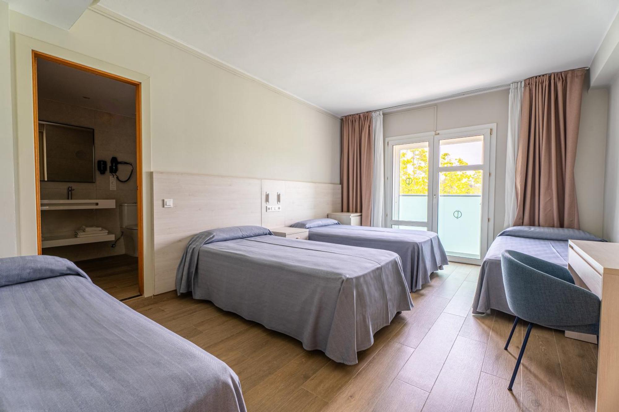 Standard Room,1710587137:JPEG