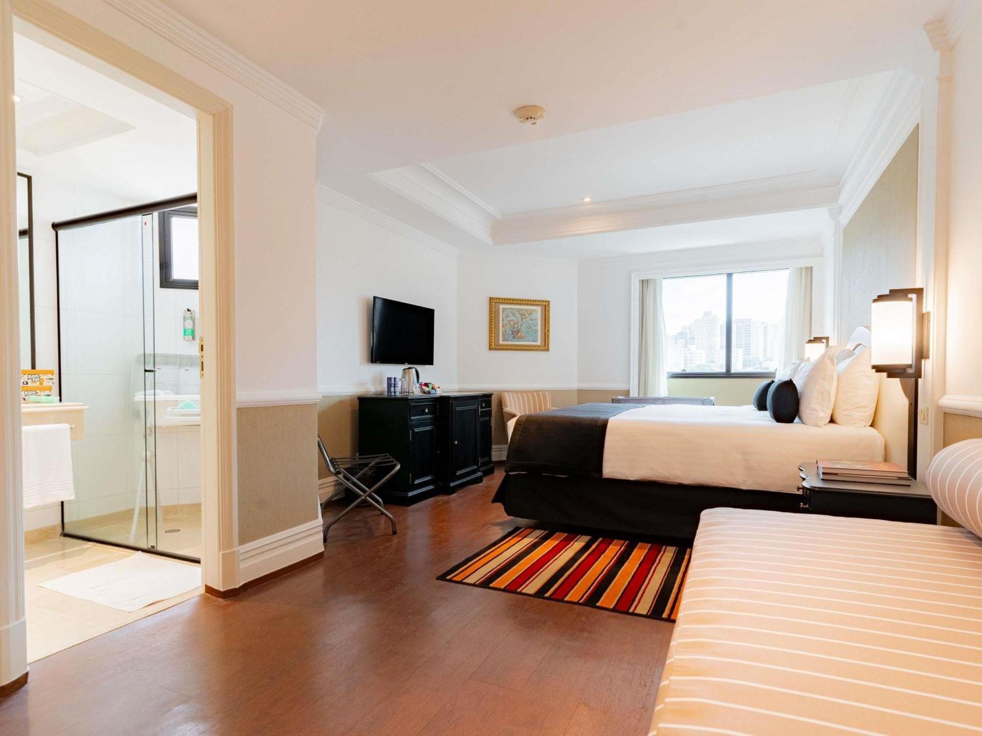 Superior Family Room