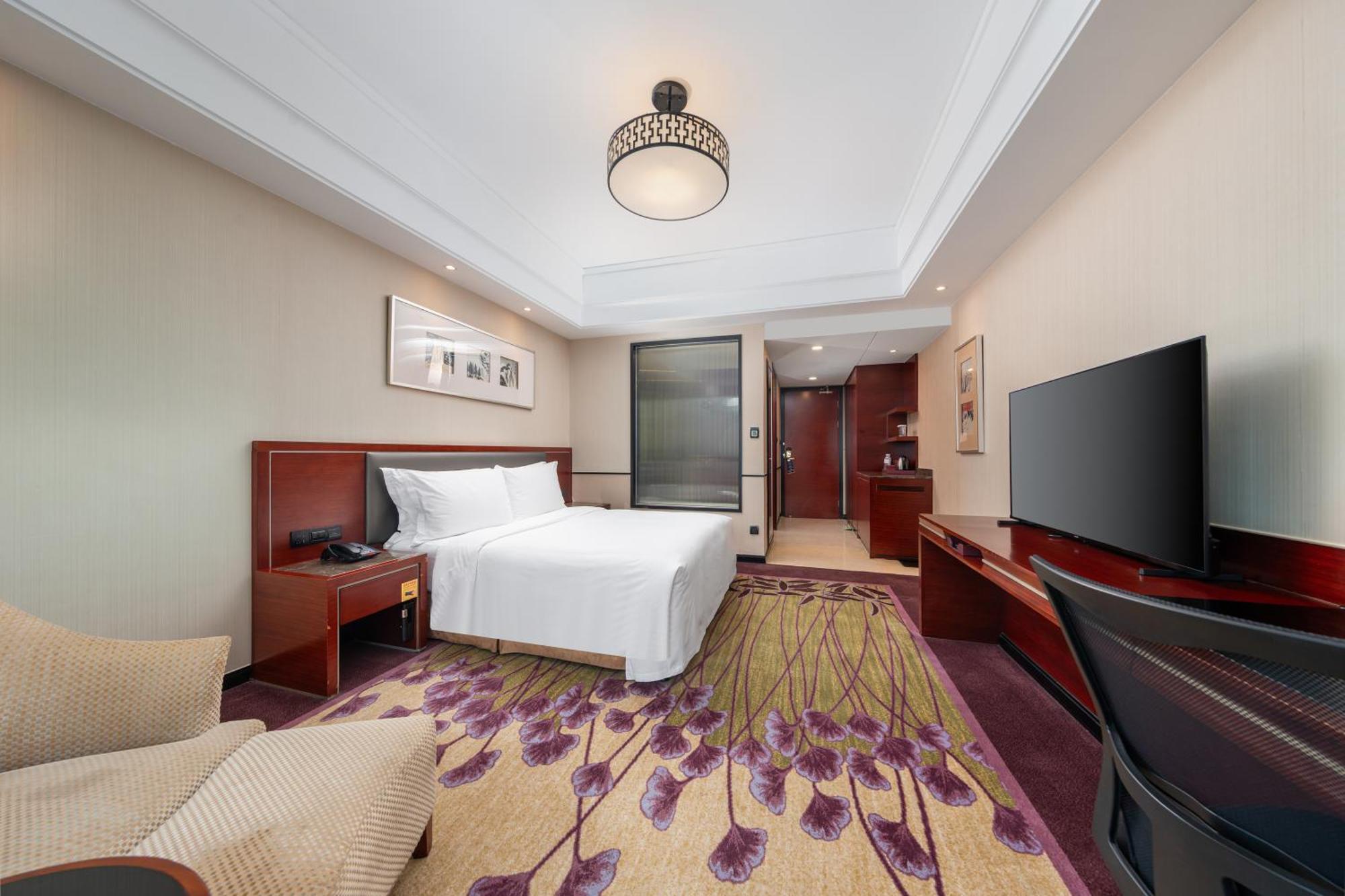 Superior Queen Room