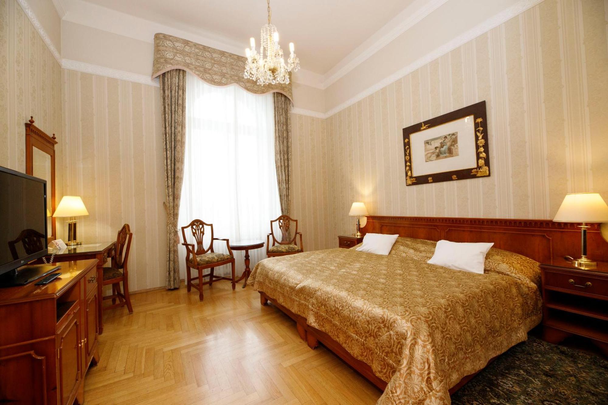Standard Double or Twin Room