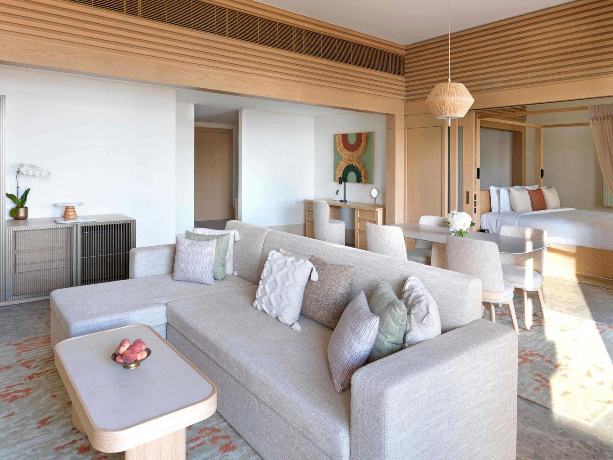 One-Bedroom Signature Palm King Suite with Sofa Bed and Sea View (Adults Only),1717076976:JPEG