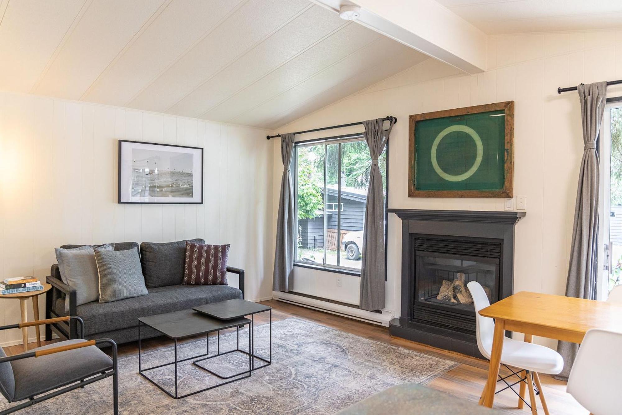 One-Bedroom Cottage,1722941025:JPEG