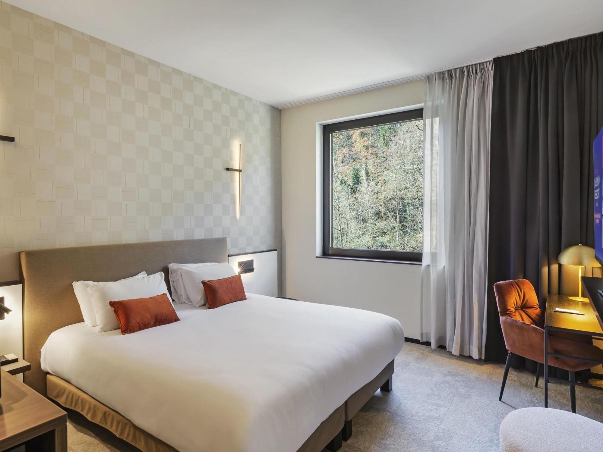 Classic Double Room Forest View