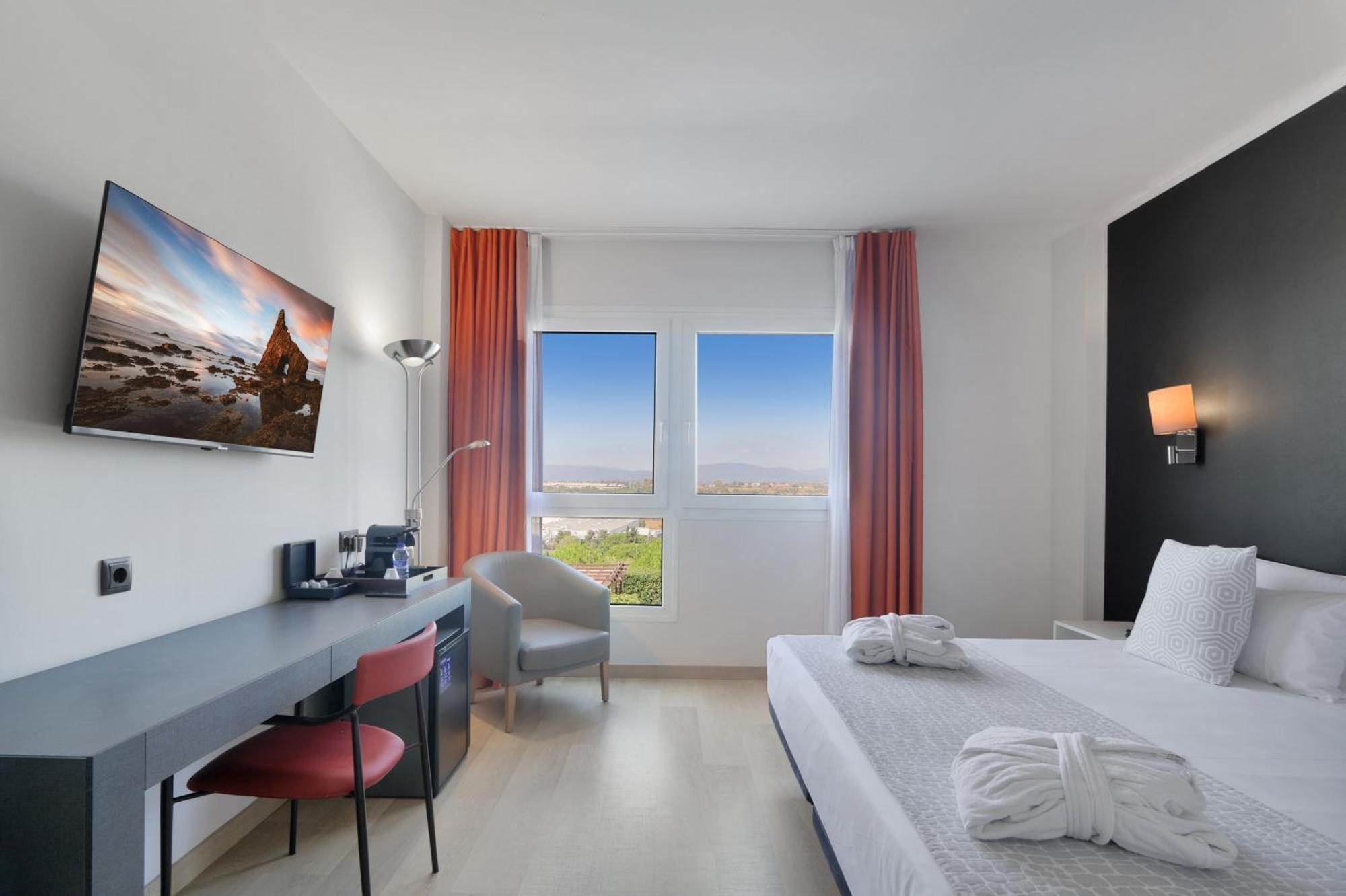 Deluxe Twin Room,1729990521:JPEG