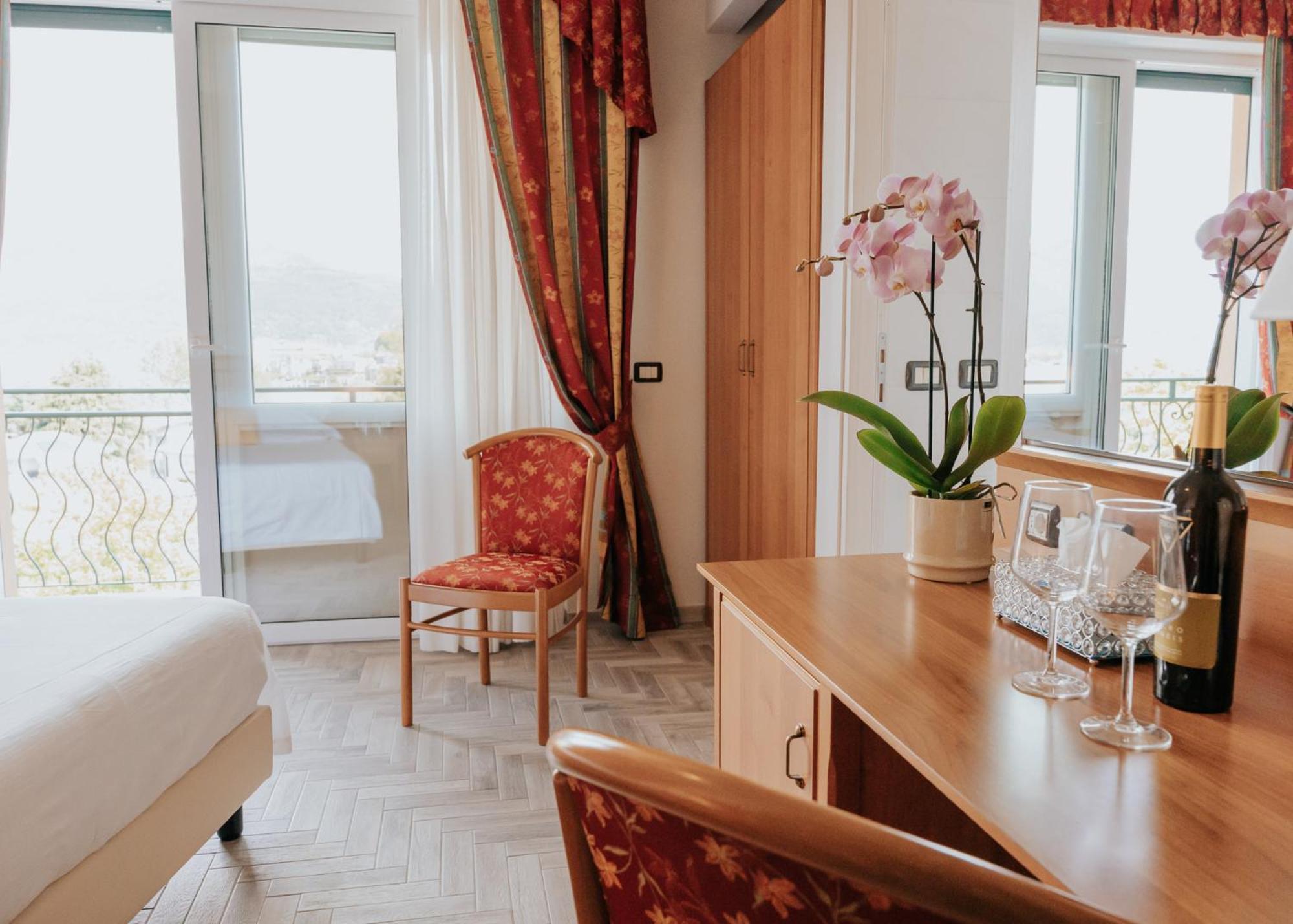 Superior Deluxe Double or Twin Room