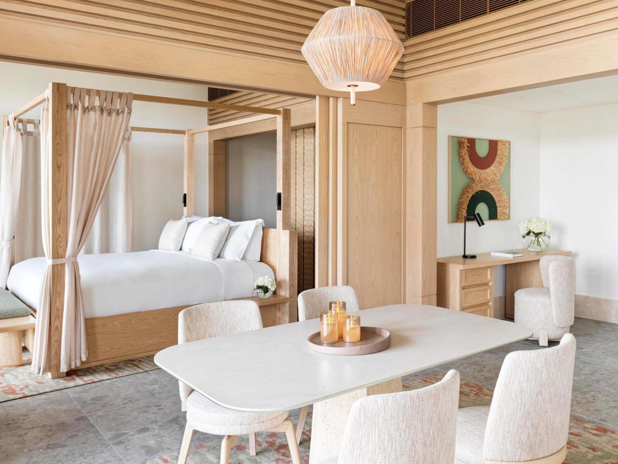 One-Bedroom Signature Palm King Suite with Sofa Bed and Resort View (Adults Only),1717077002:JPEG