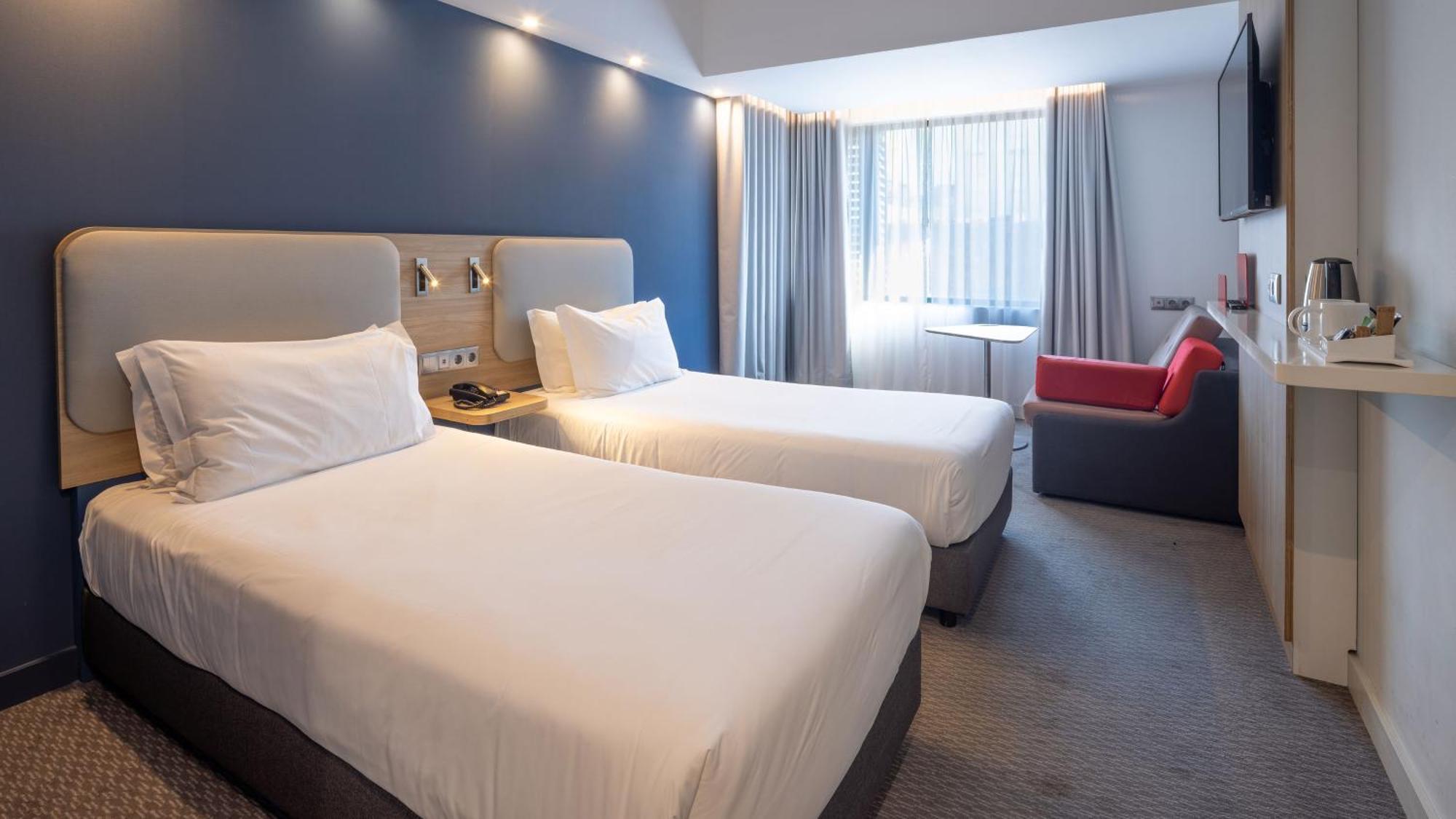 Standard Room,1731580585:JPEG