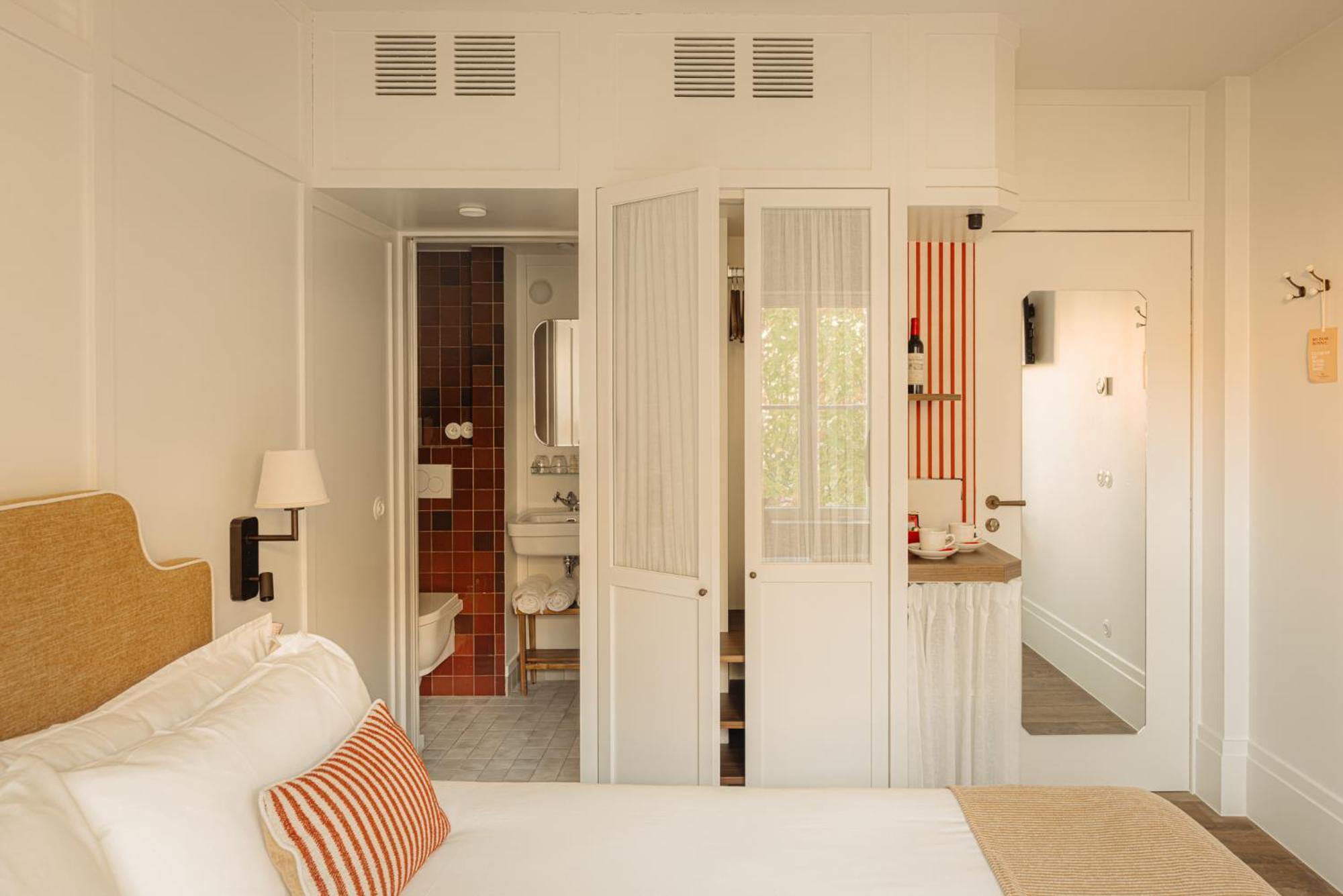 Comfort Room