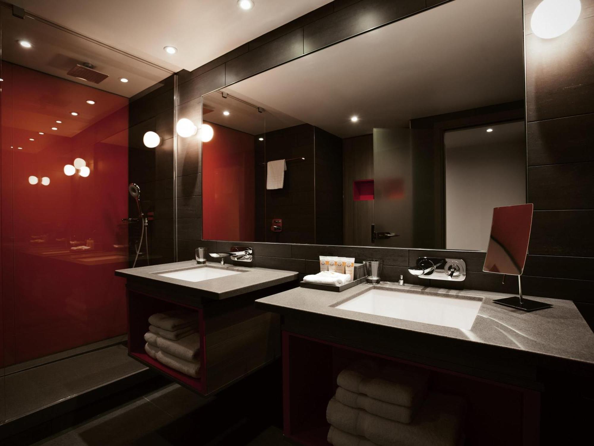 Junior King Suite