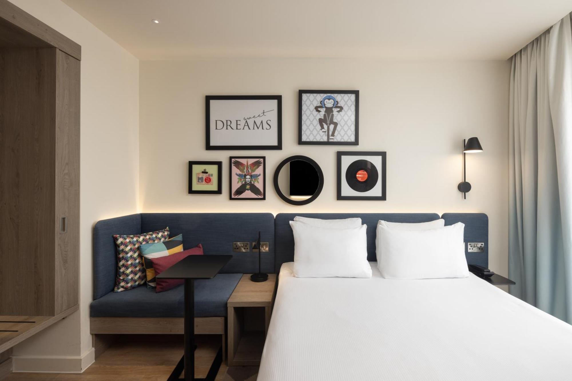 Superior Queen Room