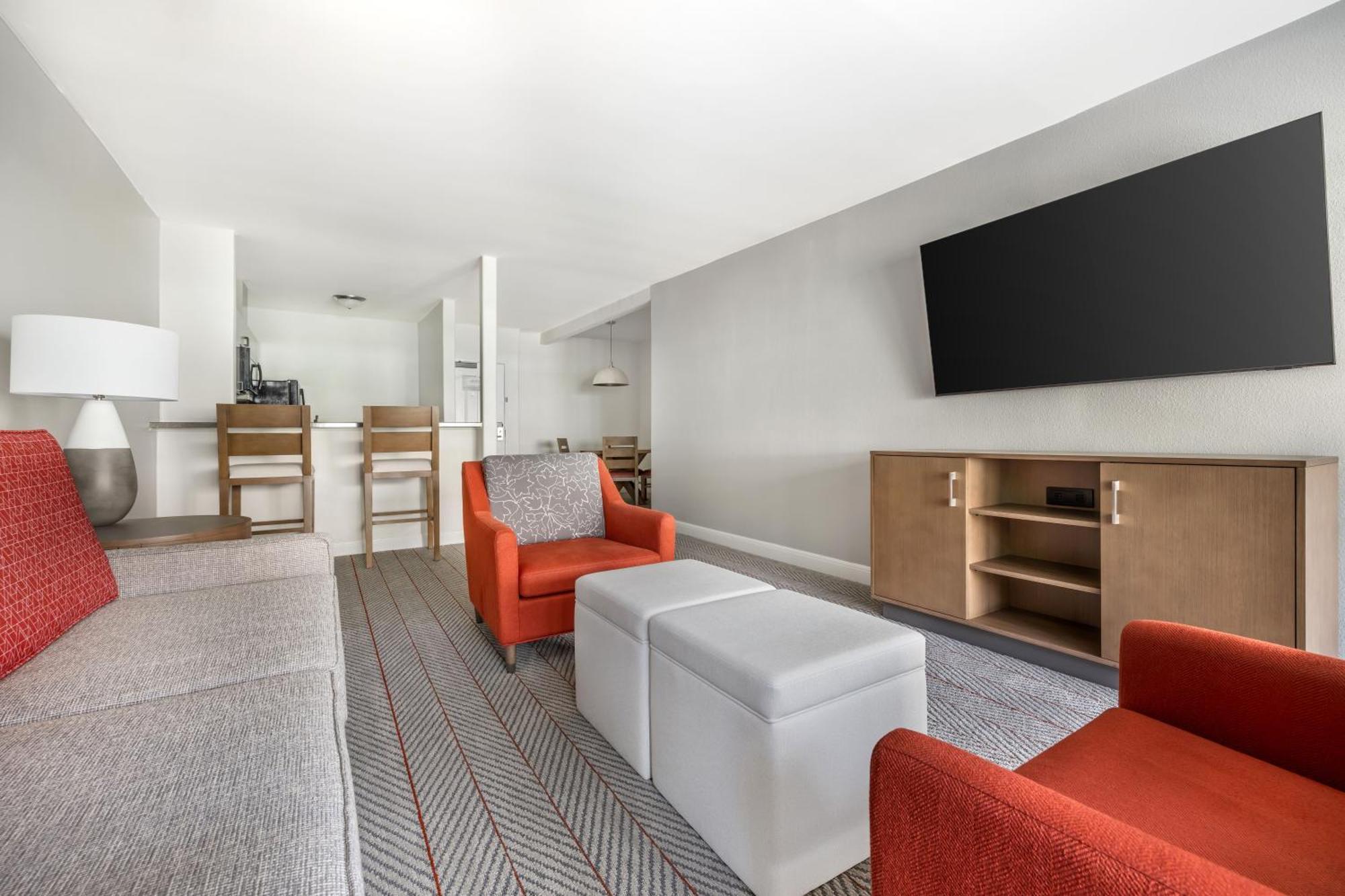 One Bedroom King Suite with Balcony,1742678535:JPEG