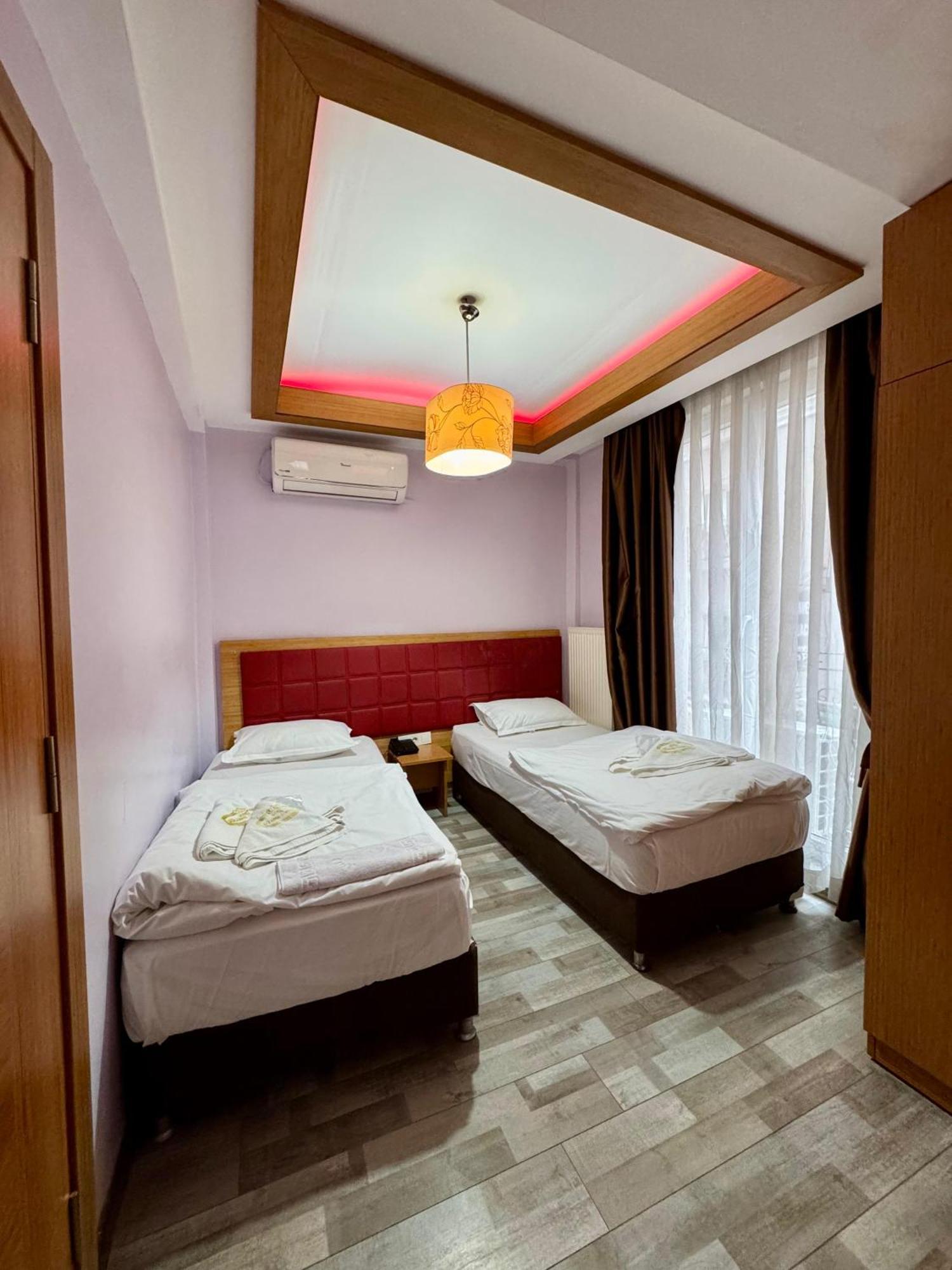 Deluxe Family Suite