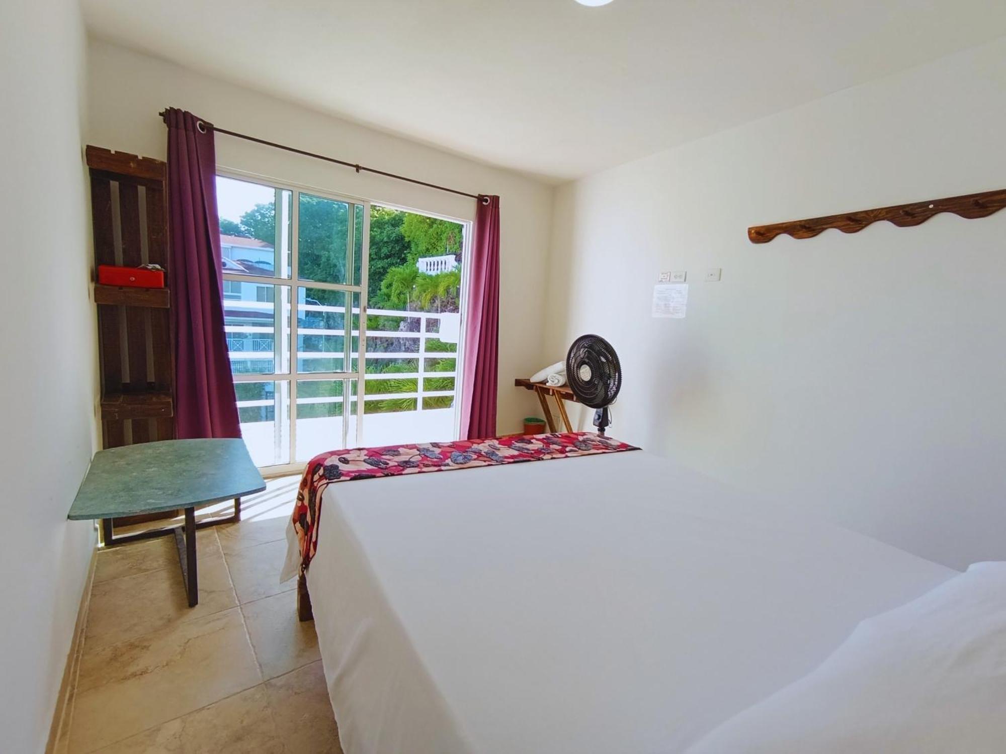 Double Room Private Bathroom
