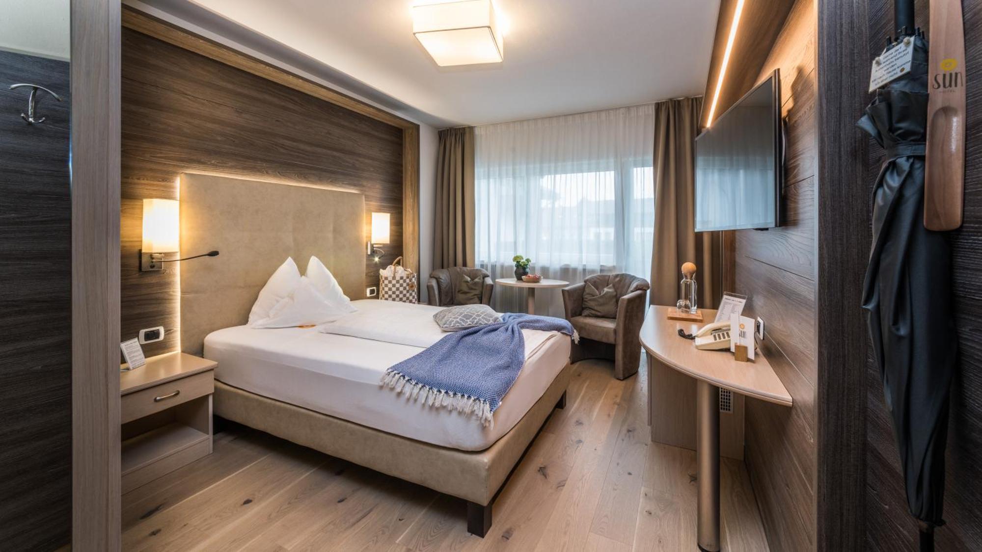 Single Room Balcony