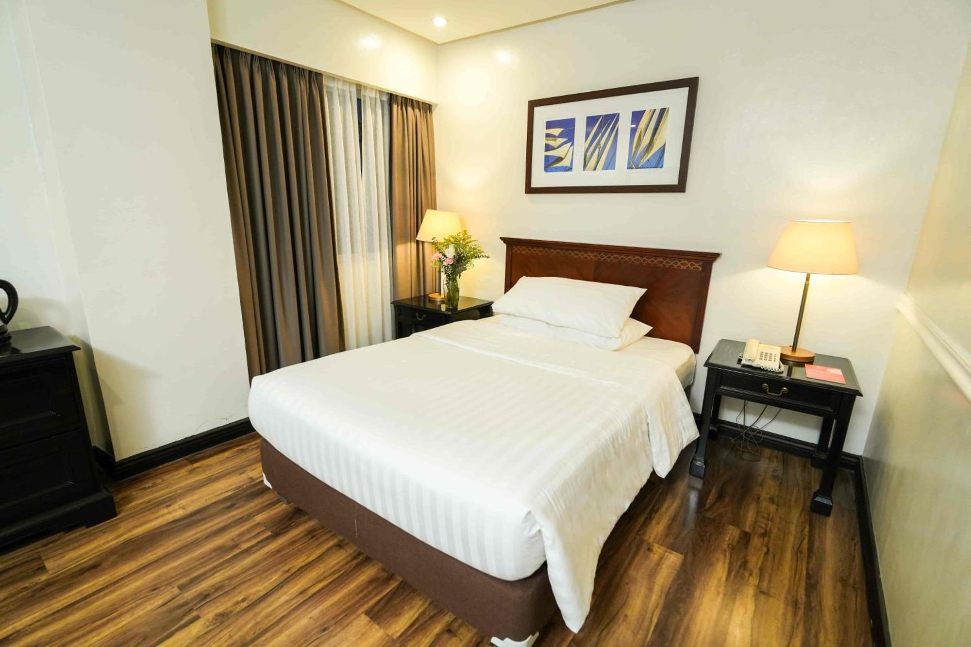 Superior Queen Room,1742974630:JPEG