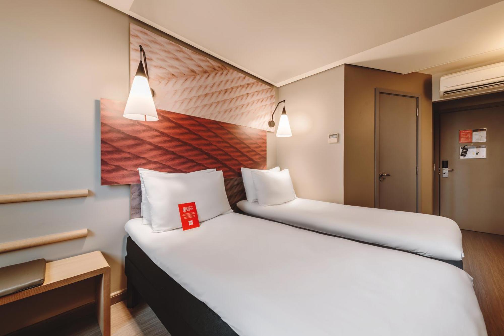 Quarto Standard com 2 Camas de Solteiro
