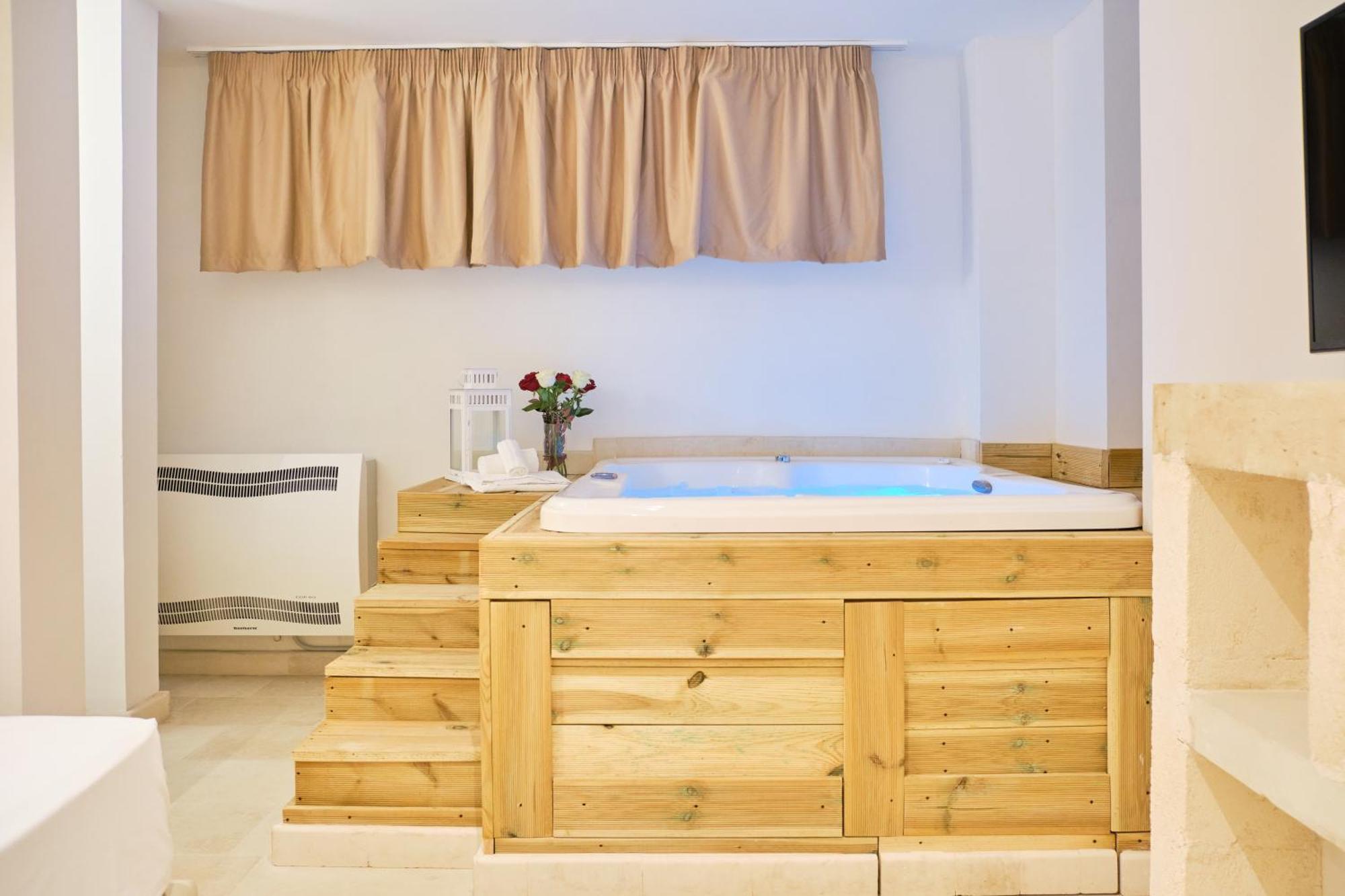 Suite Spa Bath