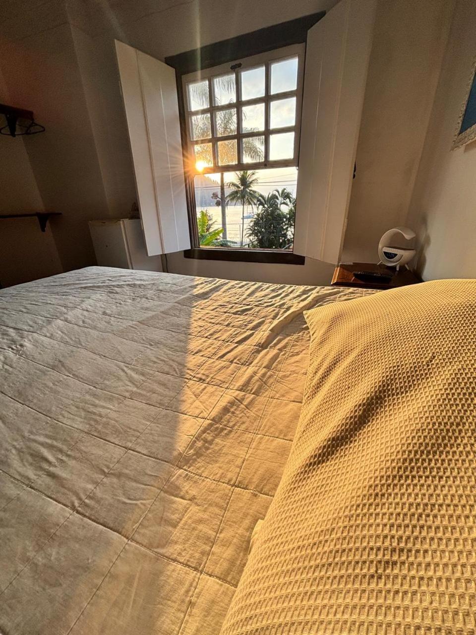 Deluxe Double Room Bath