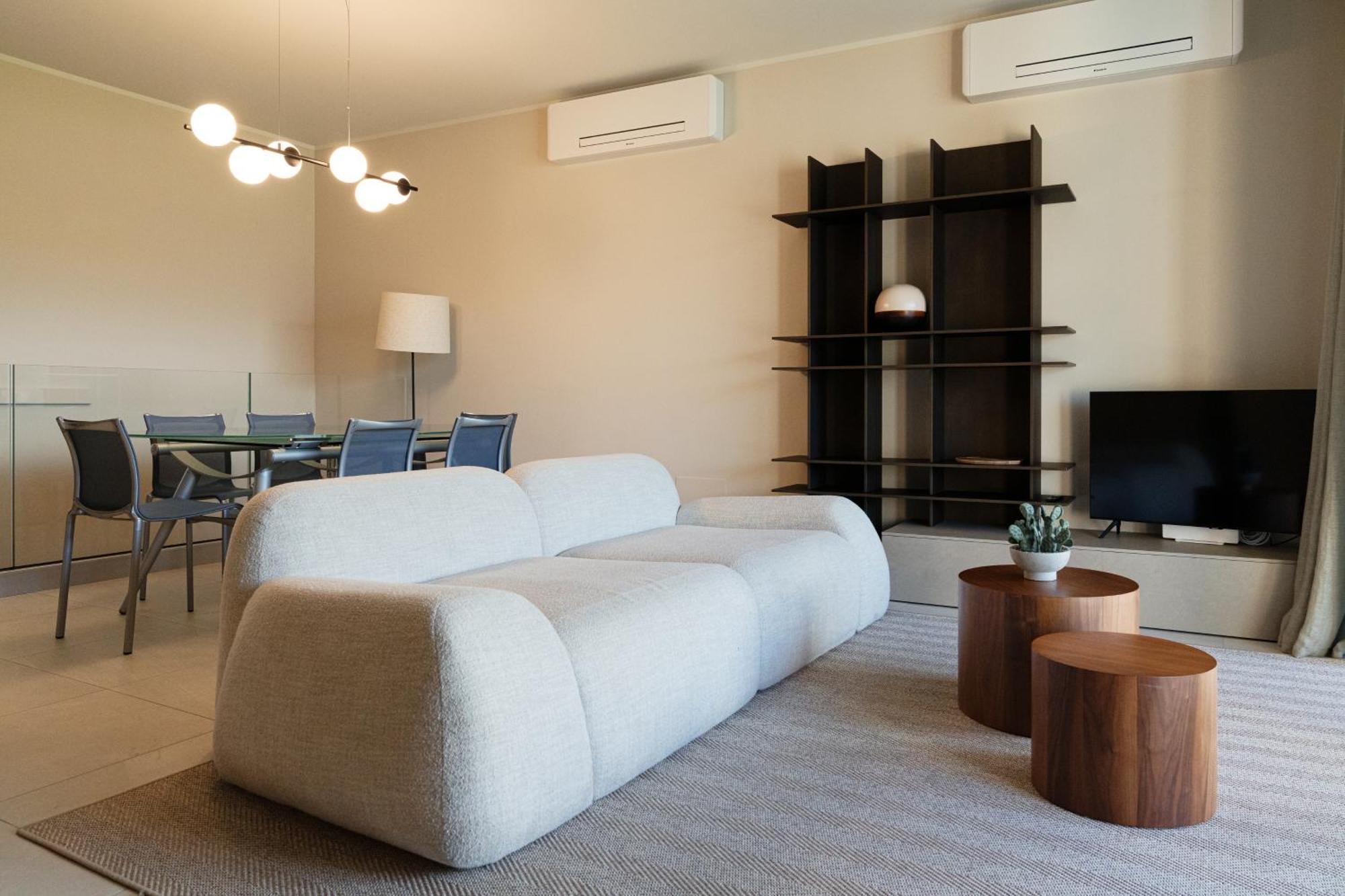 Two-Bedroom Deluxe Apartment