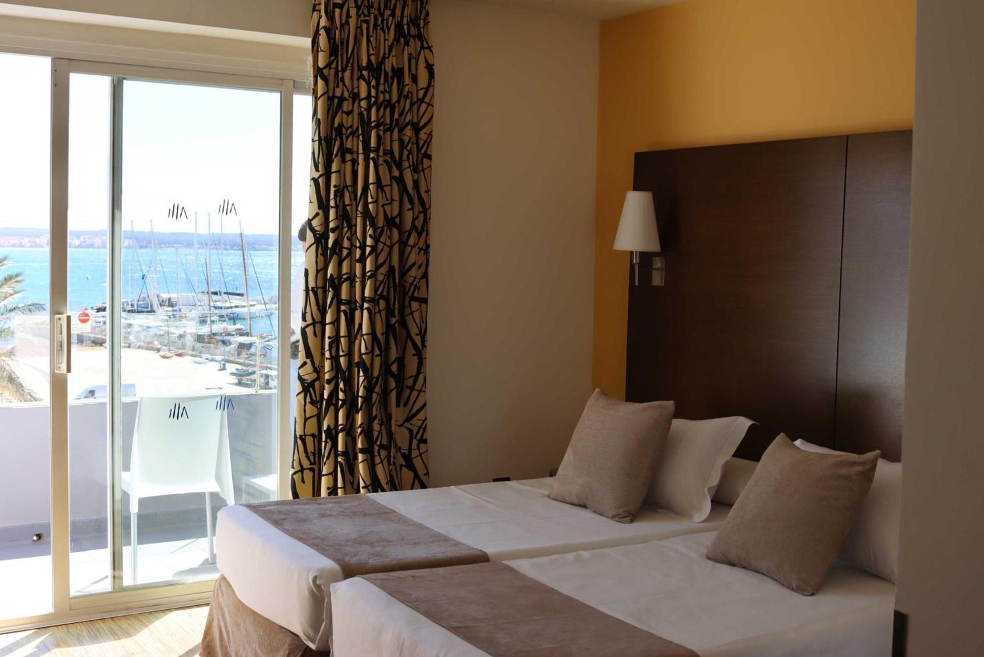 Twin Room Sea View