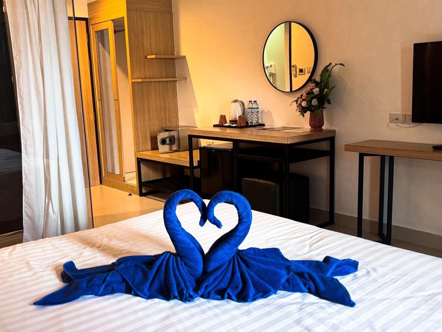 Superior King Room