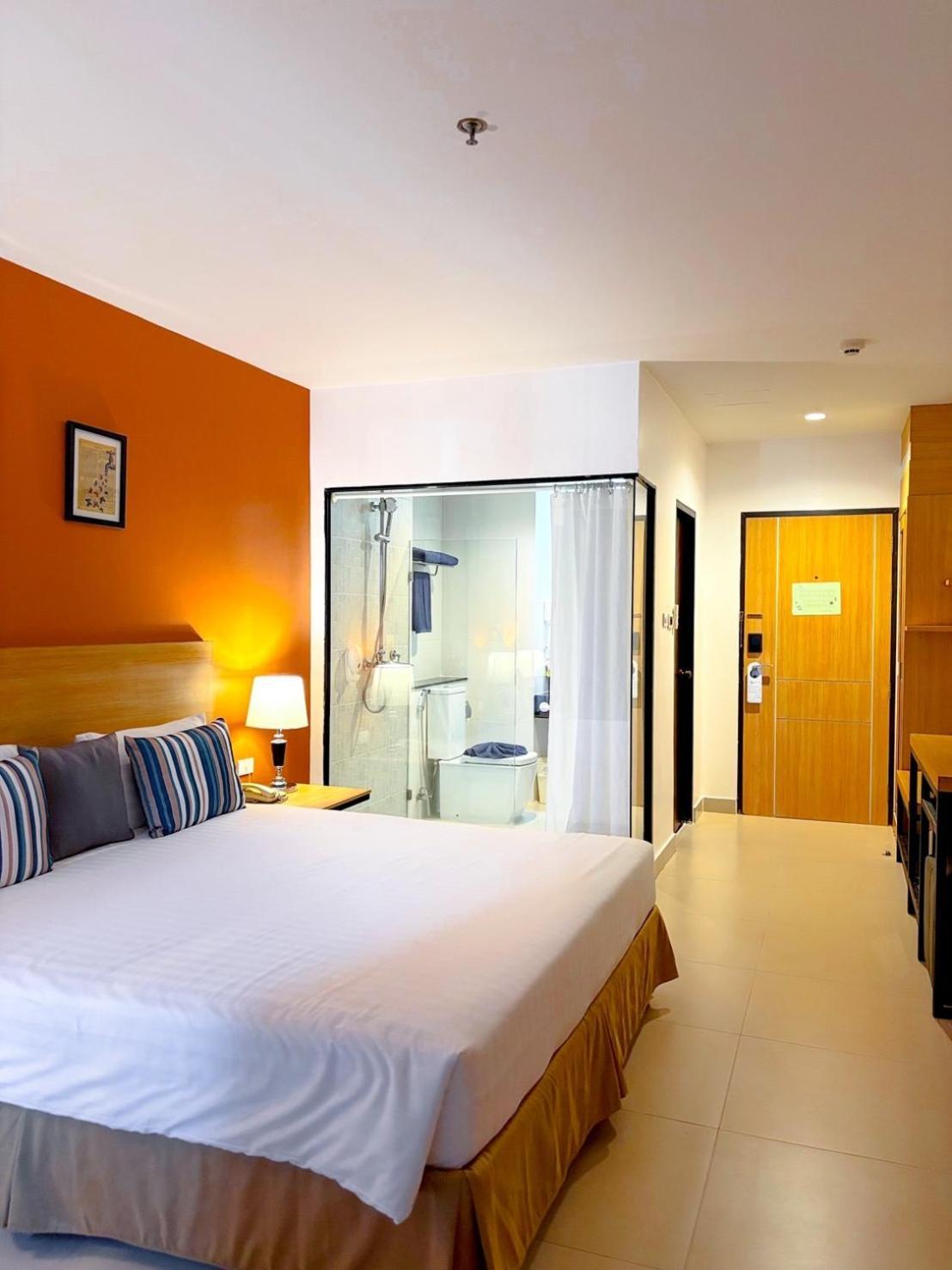Superior King Room