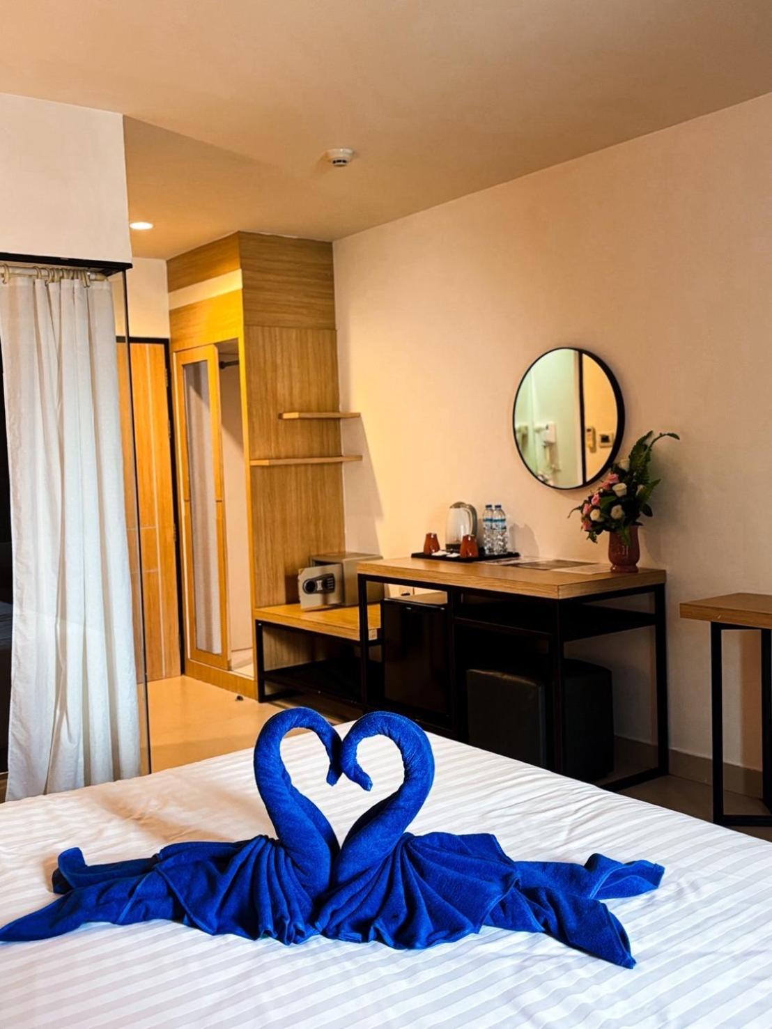 Superior King Room