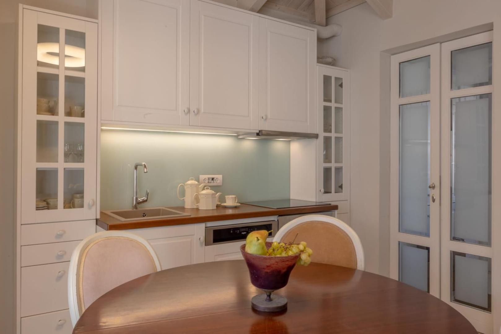 One-Bedroom House Annex