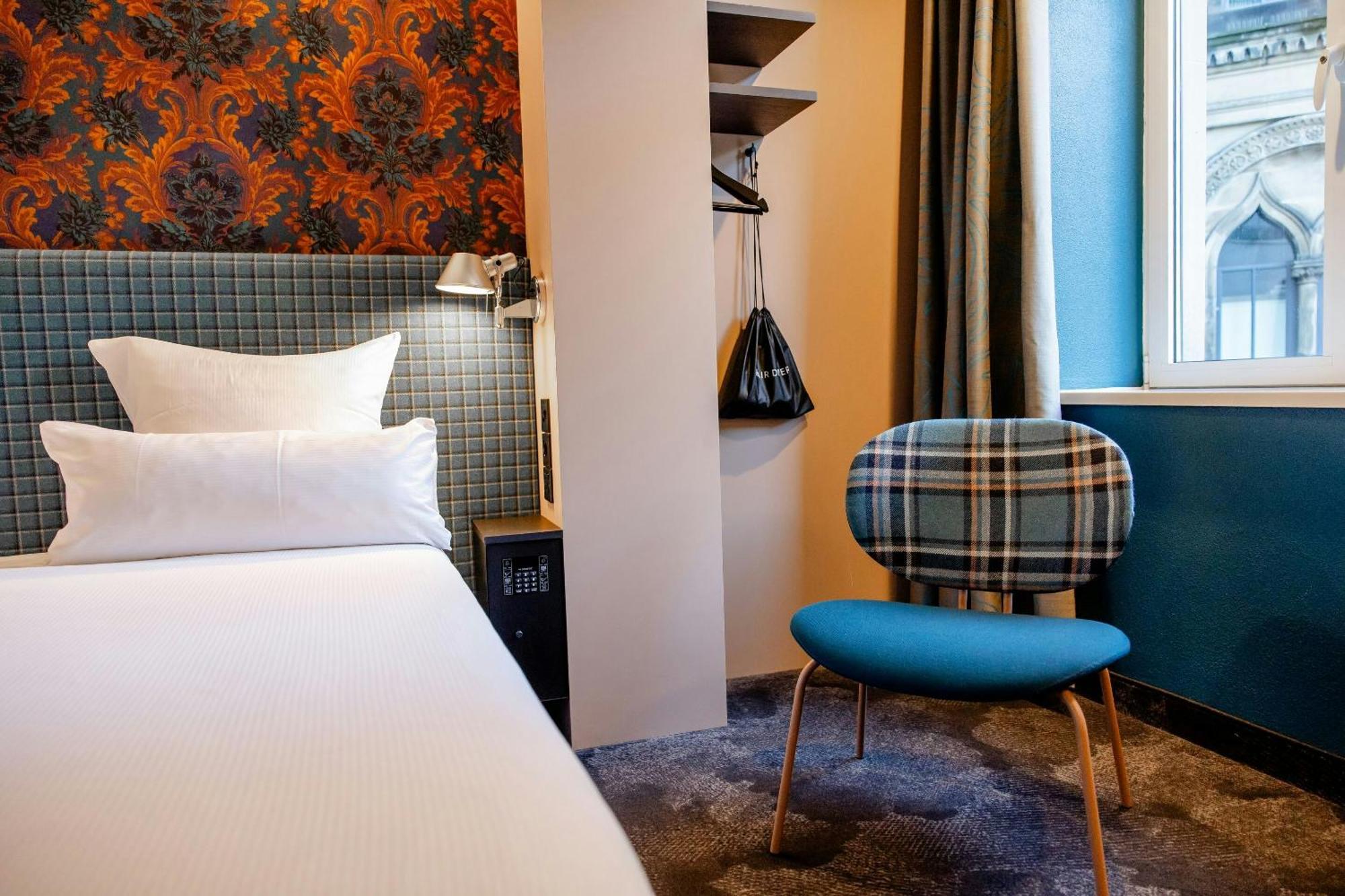 Standard Double Room,1746938205:JPEG