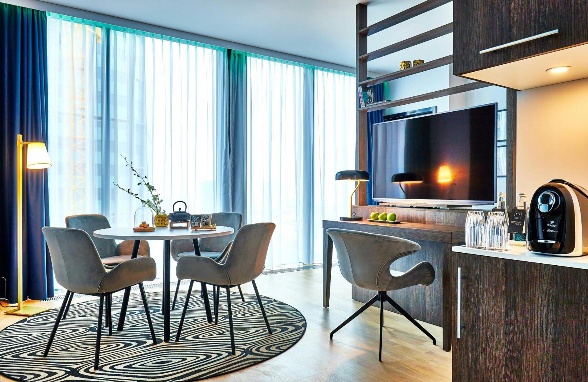 NYX Suite