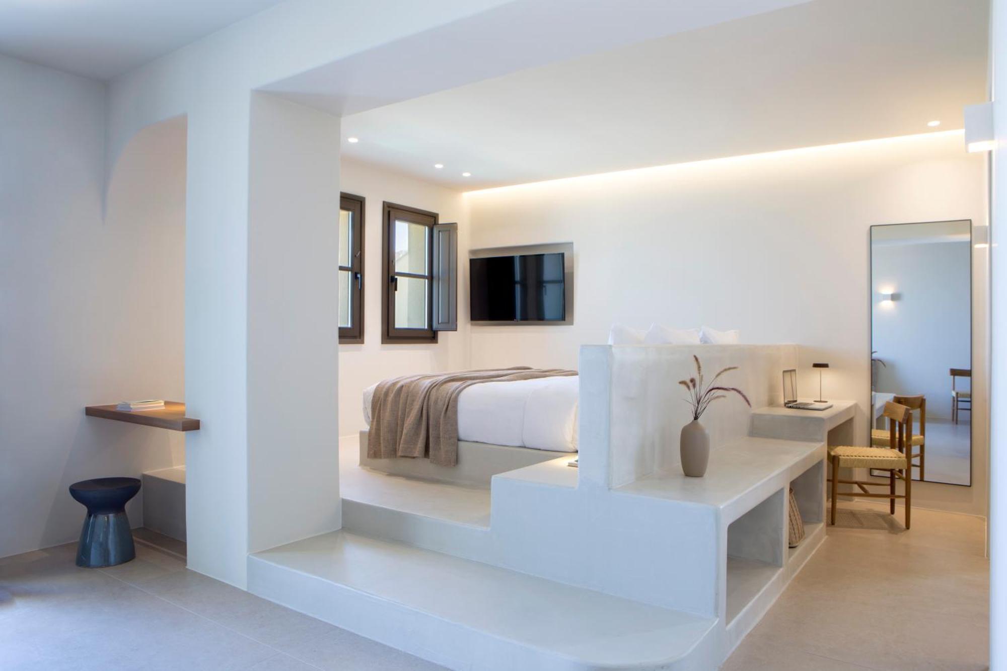 Superior Suite Heated Plunge Pool Sea View
