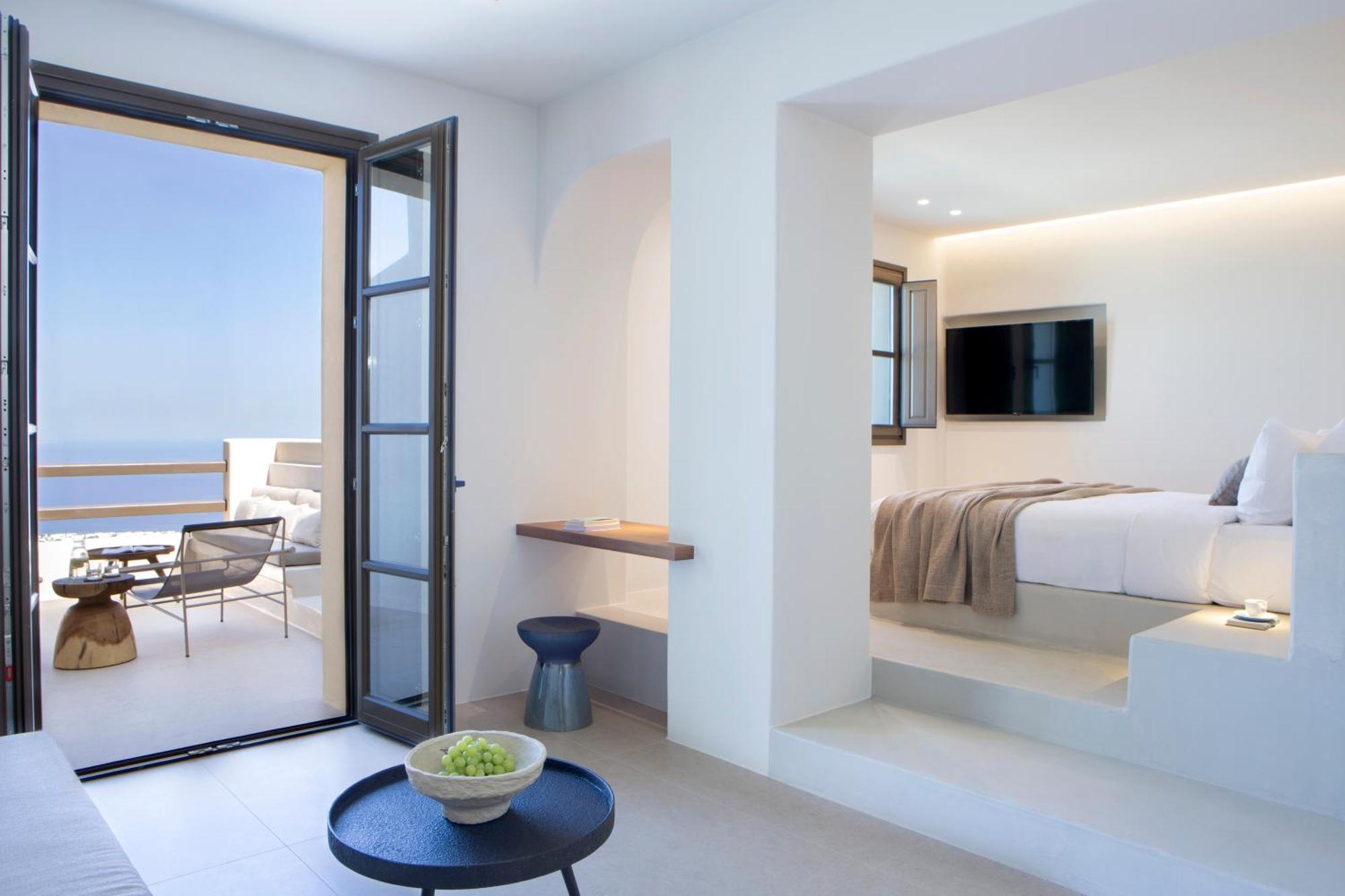 Superior Suite Heated Plunge Pool Sea View