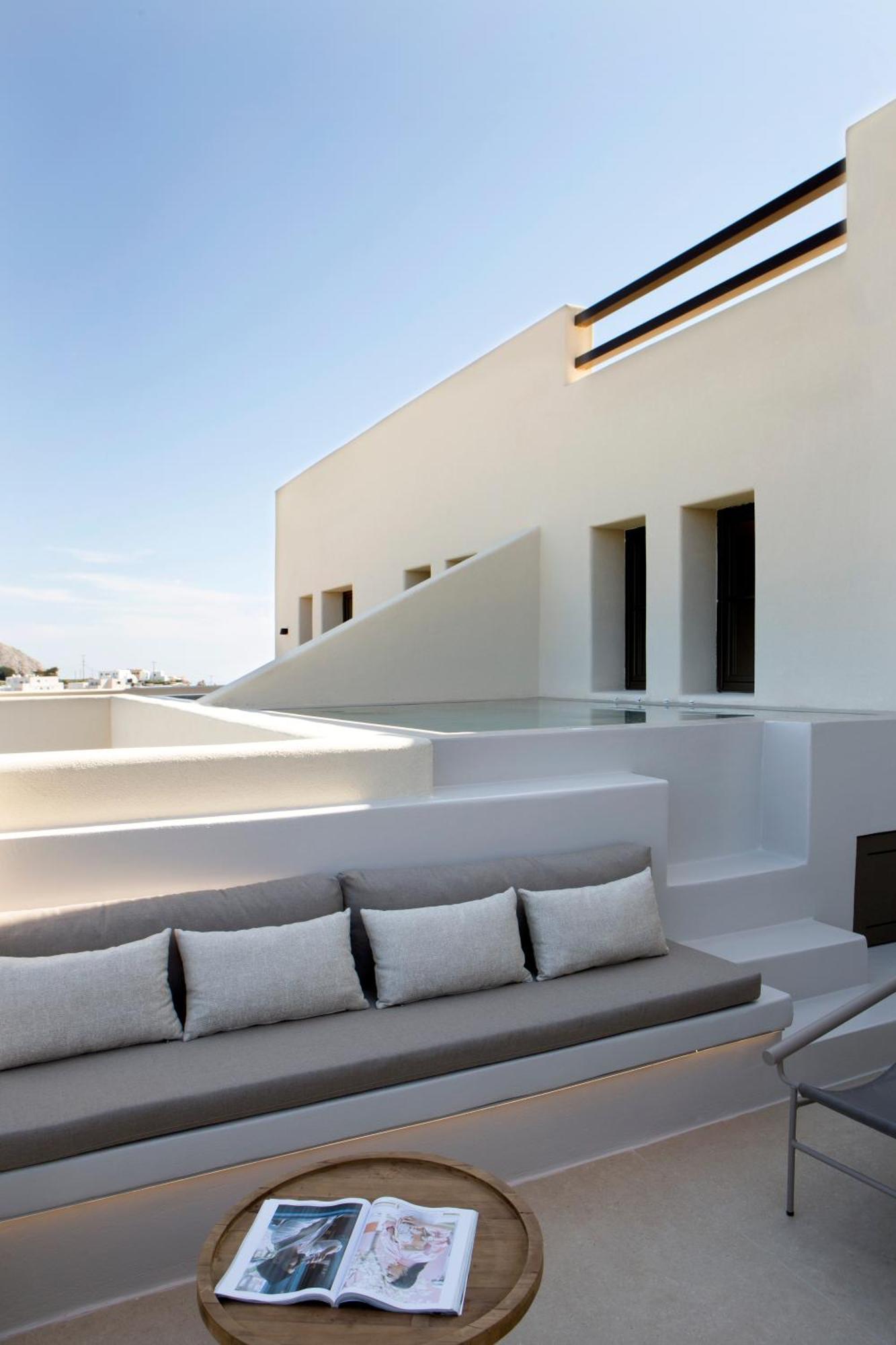 Superior Suite Heated Plunge Pool Sea View