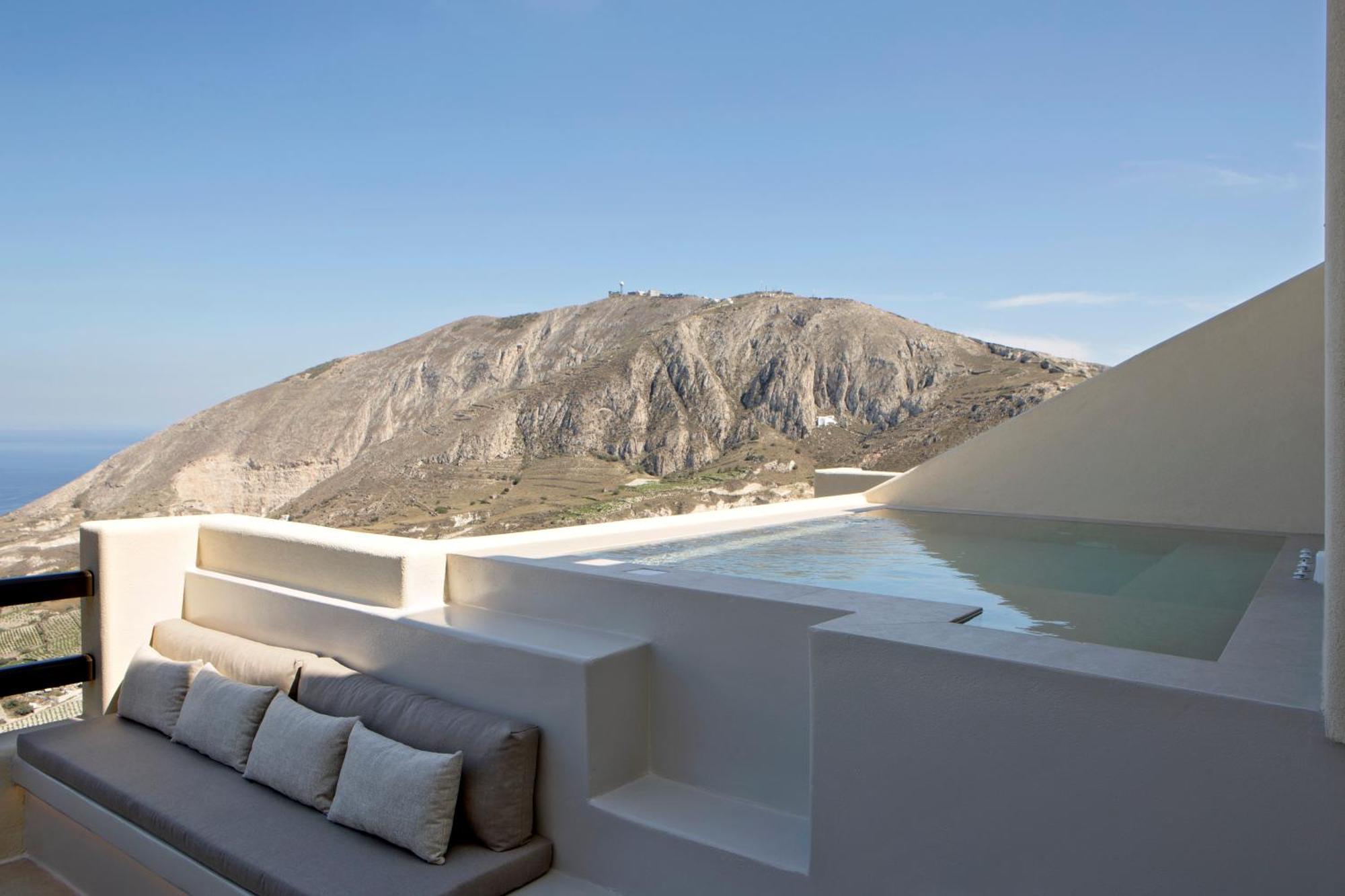 Superior Suite Heated Plunge Pool Sea View