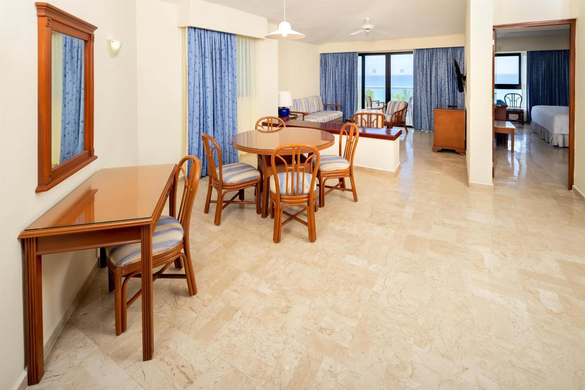 Family Ocean Front Premium Level