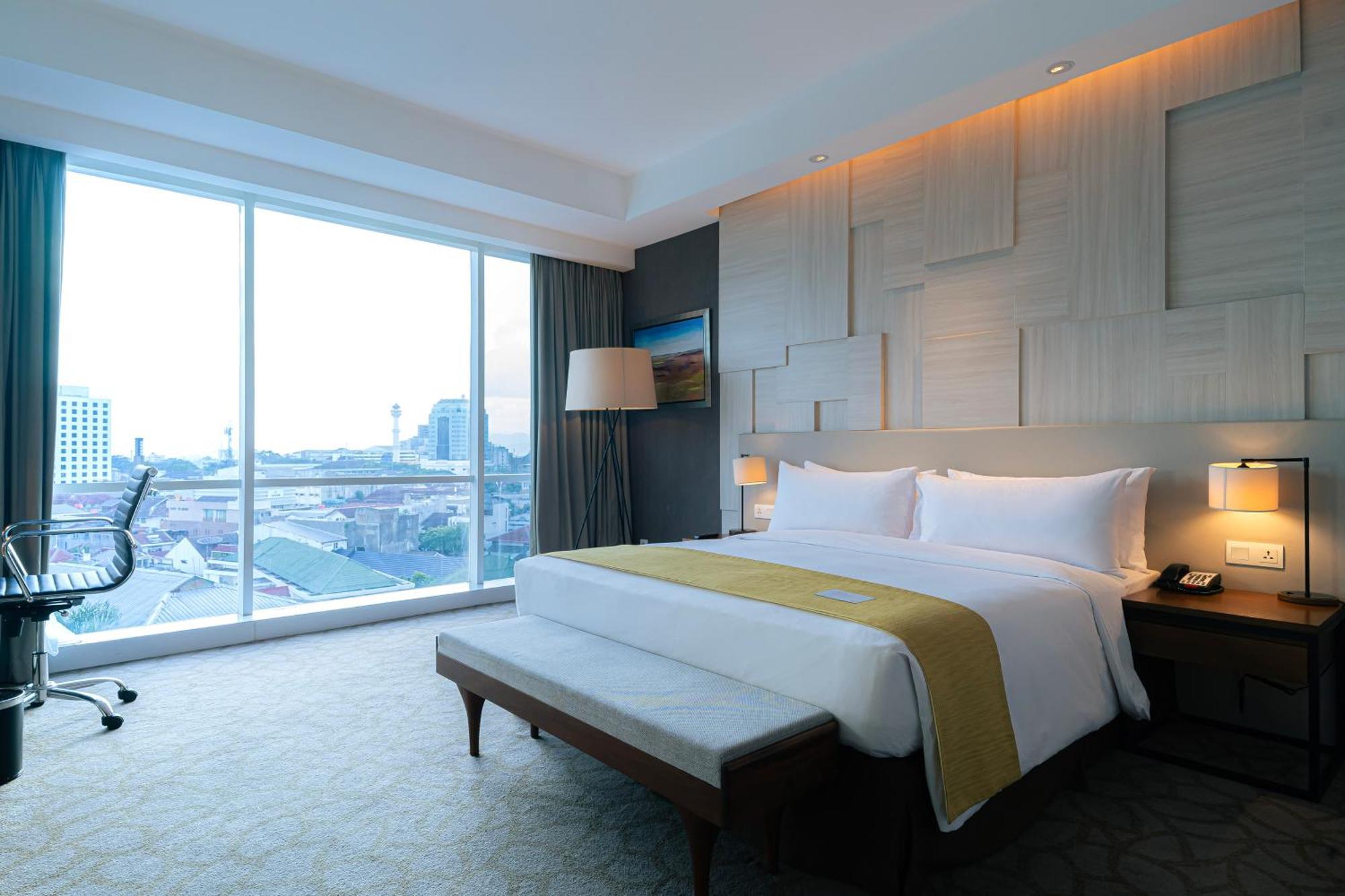Standard Queen Room - Accessible