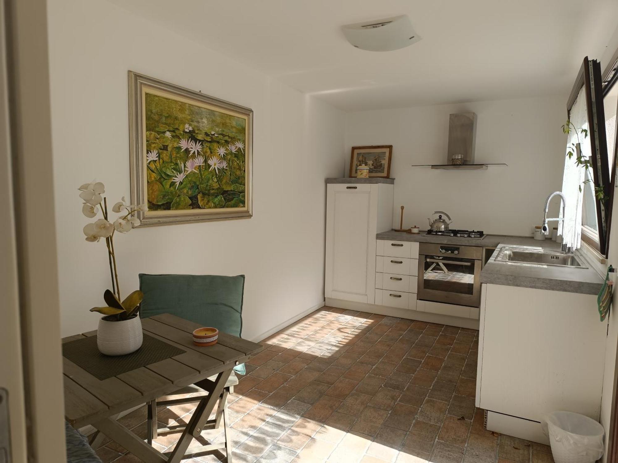 Deluxe One-Bedroom Apartment Garden View