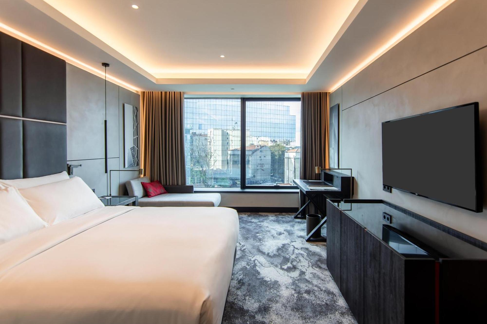 Executive King Room,1756660097:JPEG