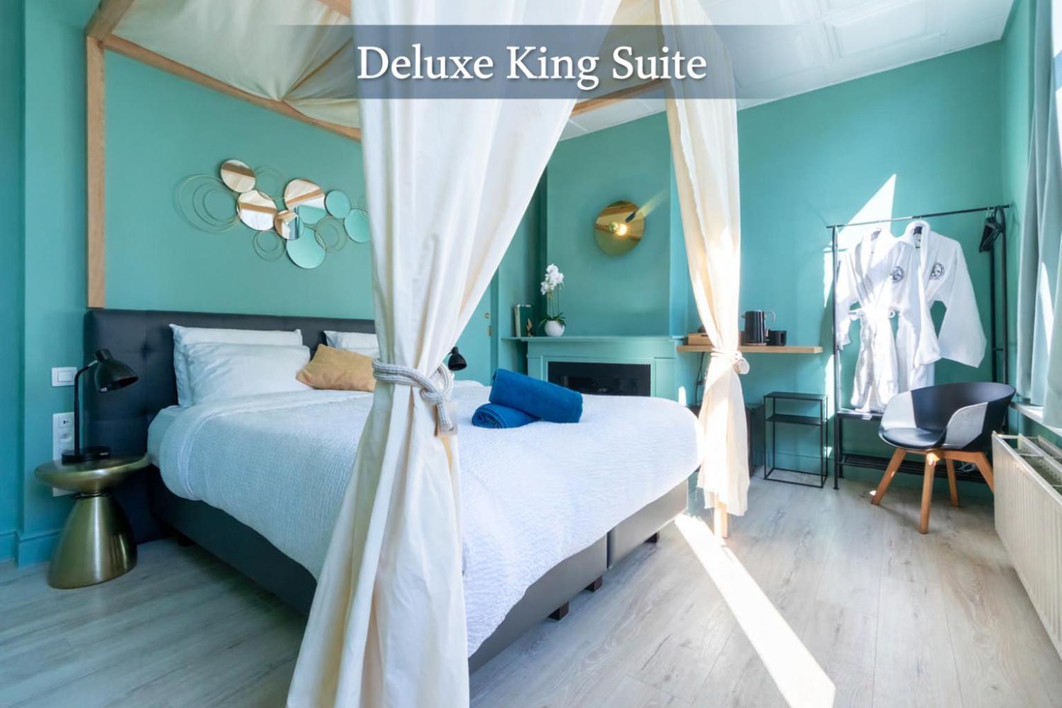 Deluxe King Suite