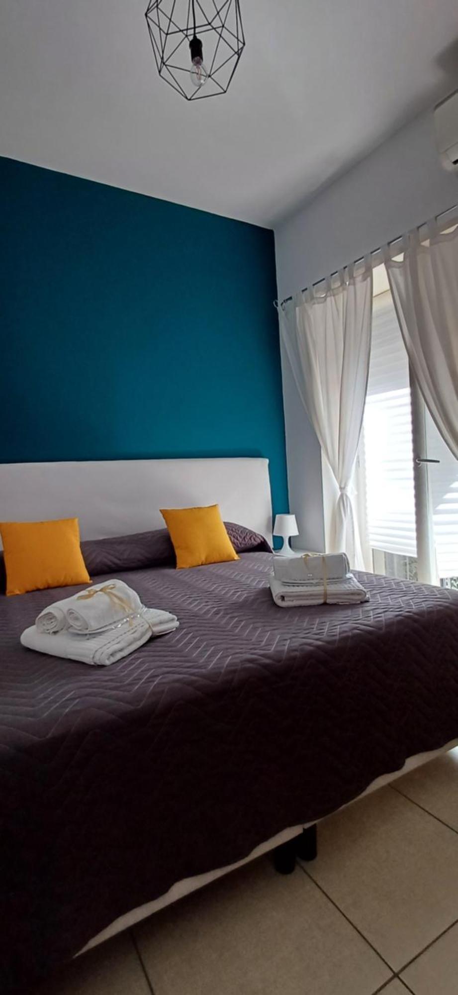Double or Twin Room Private Bathroom