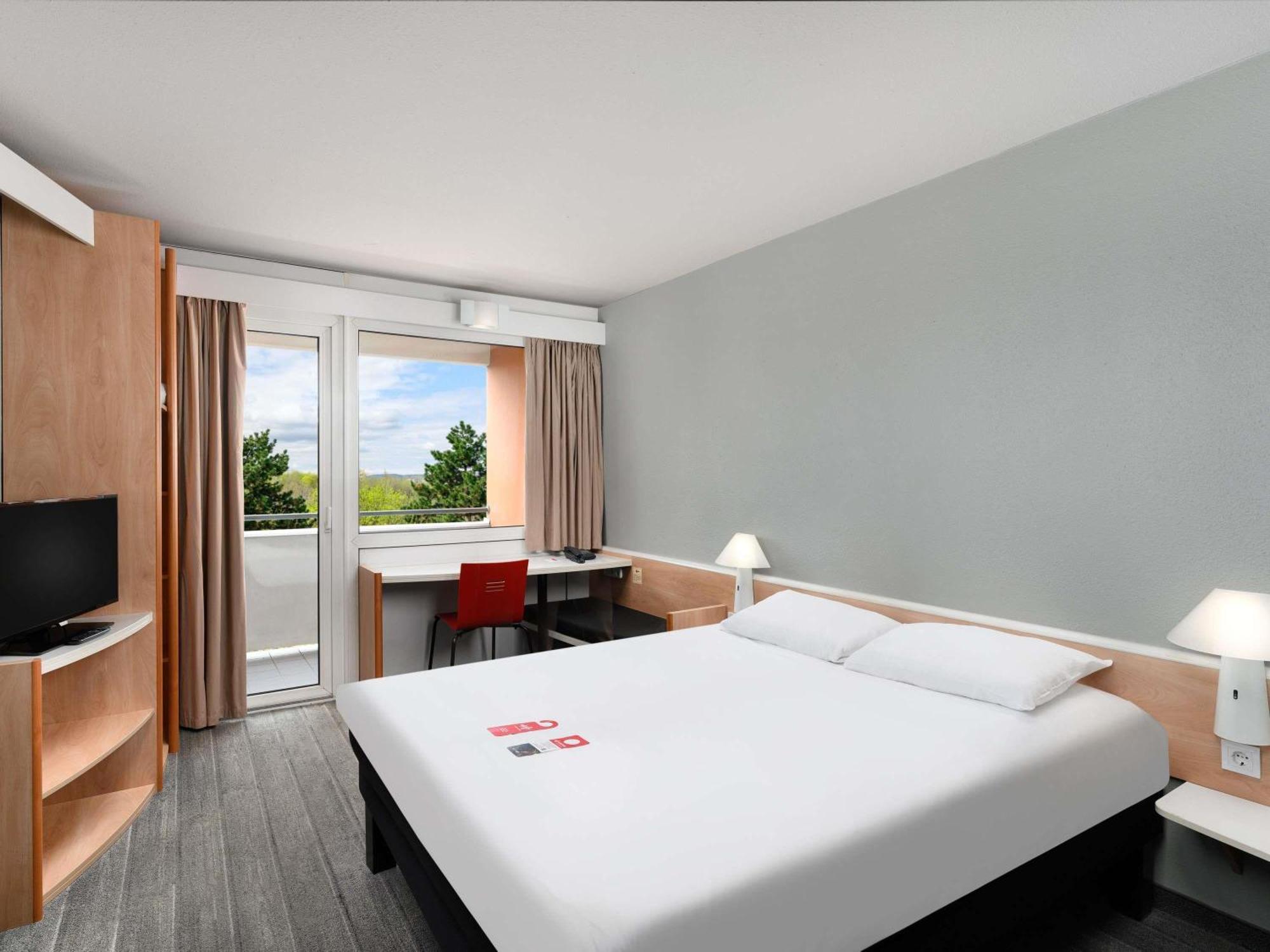 Standard Double Room,1758280115:JPEG
